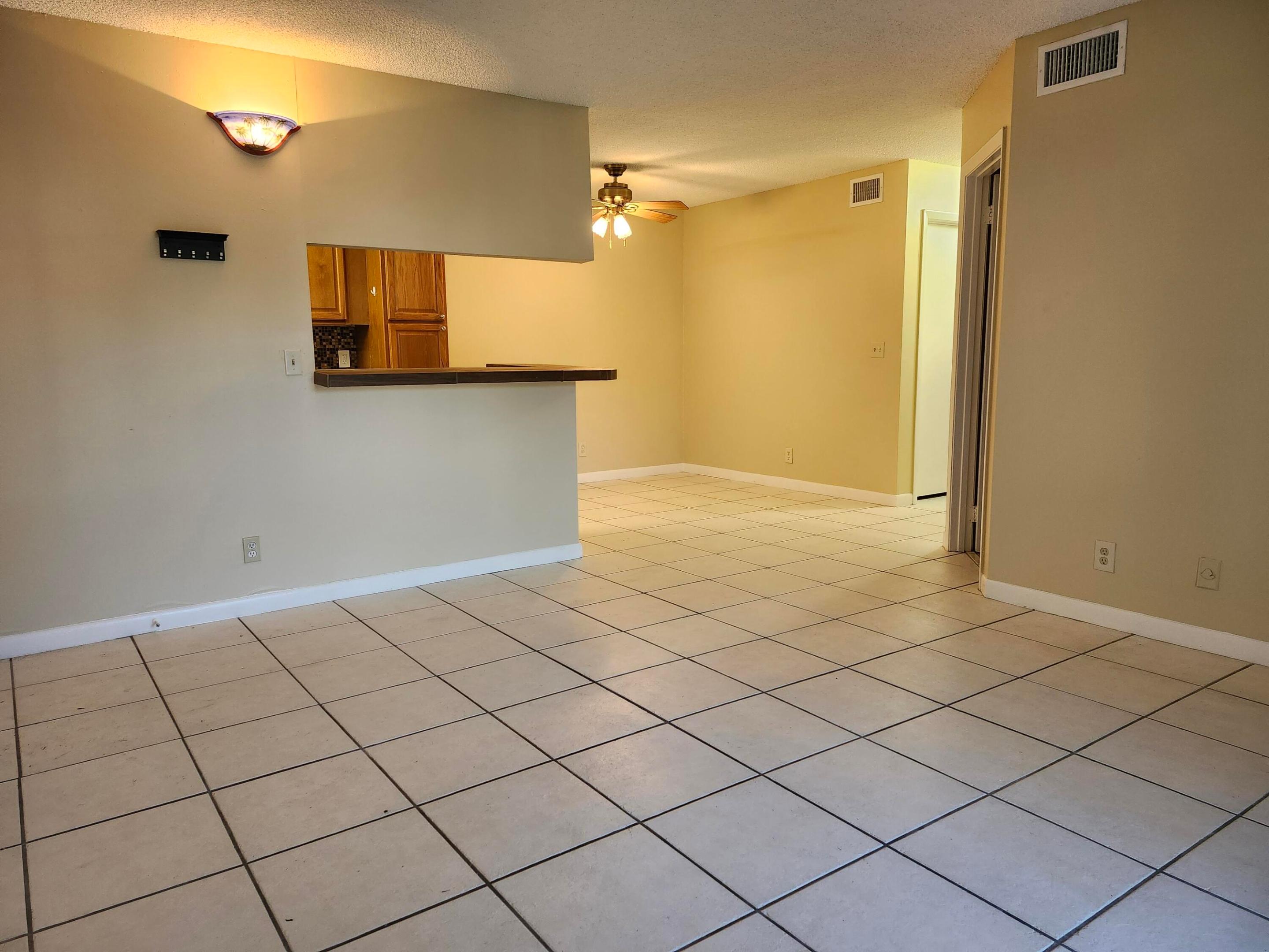 545 Trace Circle 105 Property Photo 7