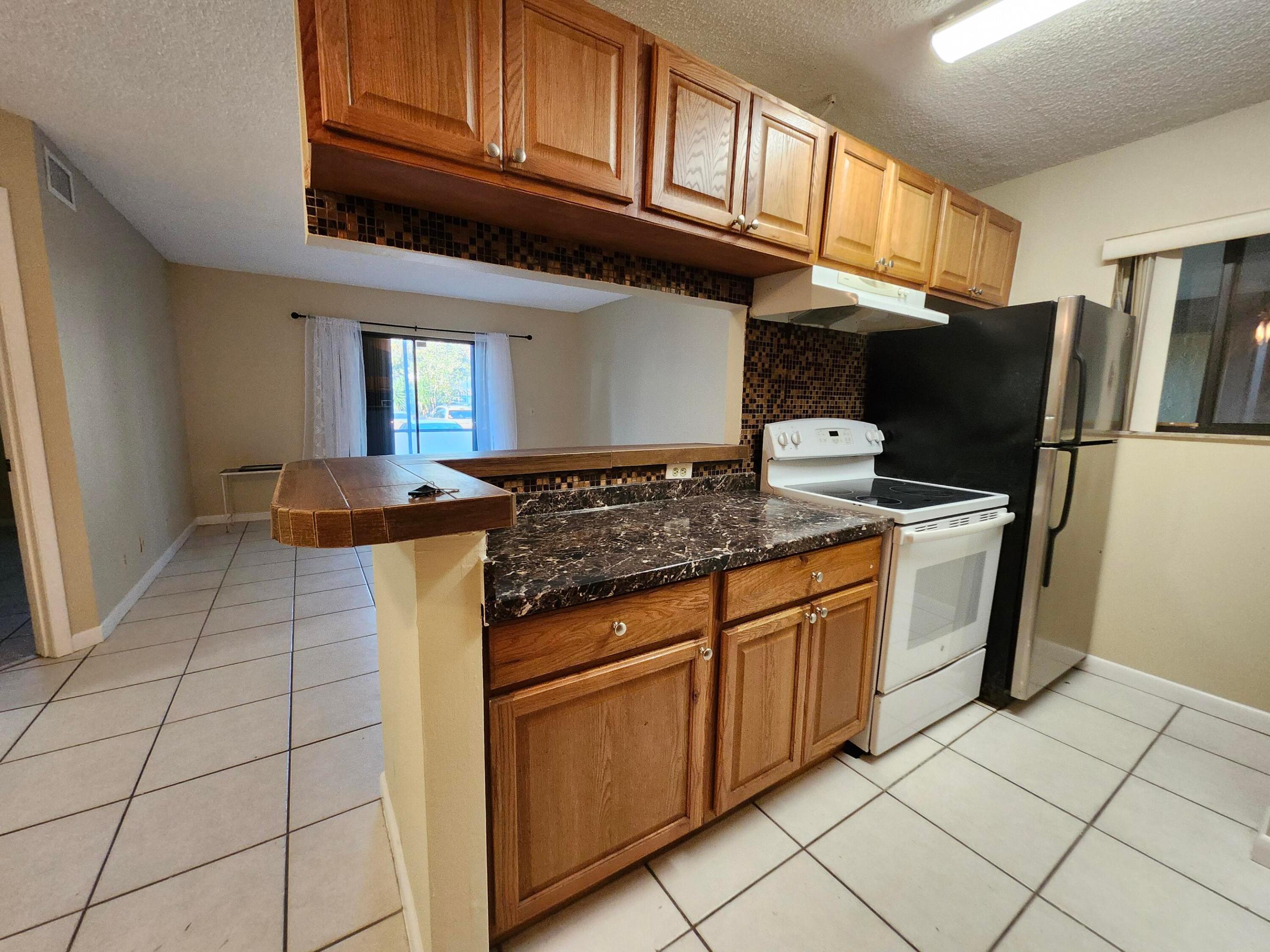 545 Trace Circle 105 Property Photo 8