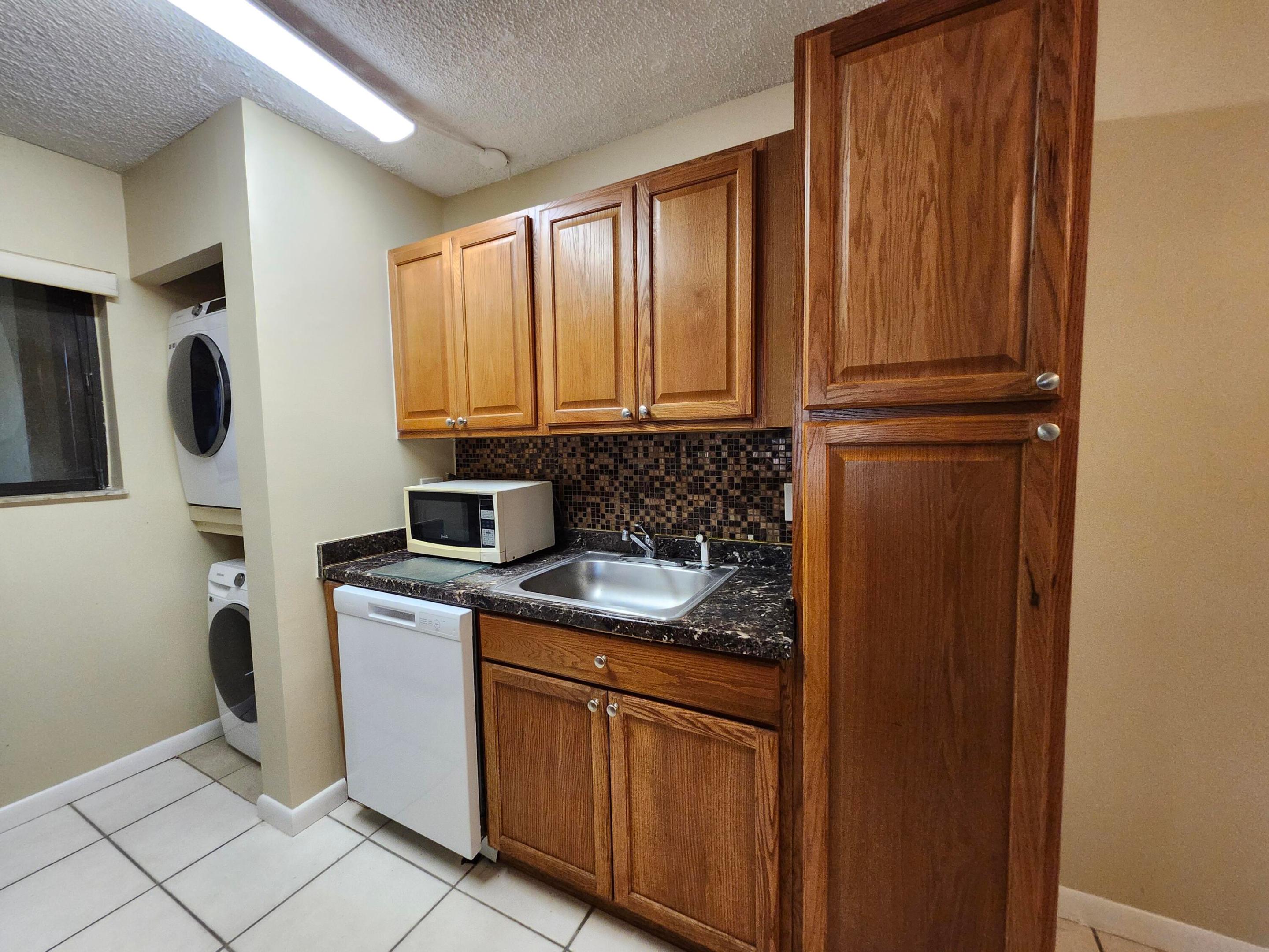 545 Trace Circle 105 Property Photo 13