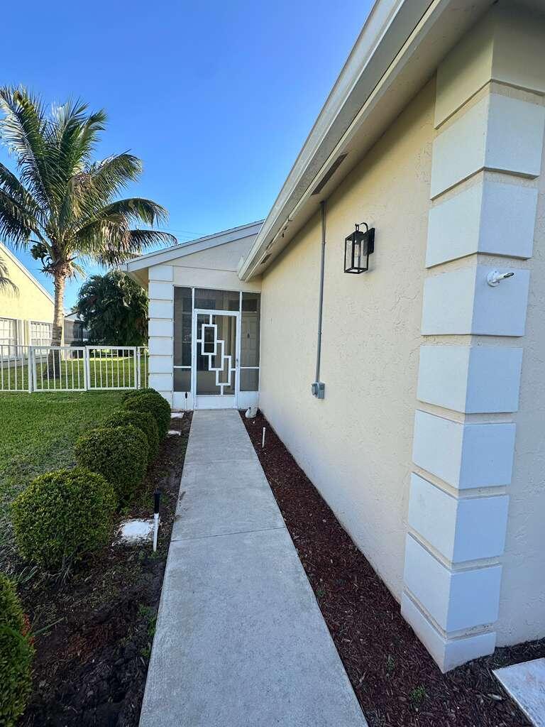 7660 Mansfield Hollow Road Property Photo 4