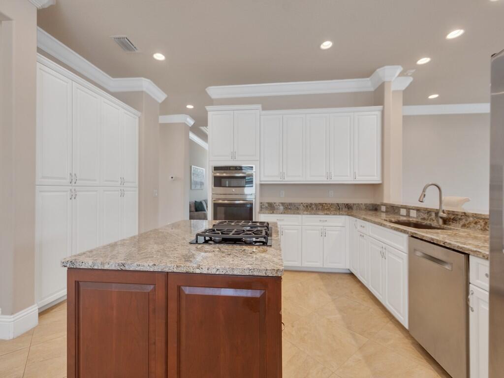 445 Wingate Terrace Sw Property Photo 7