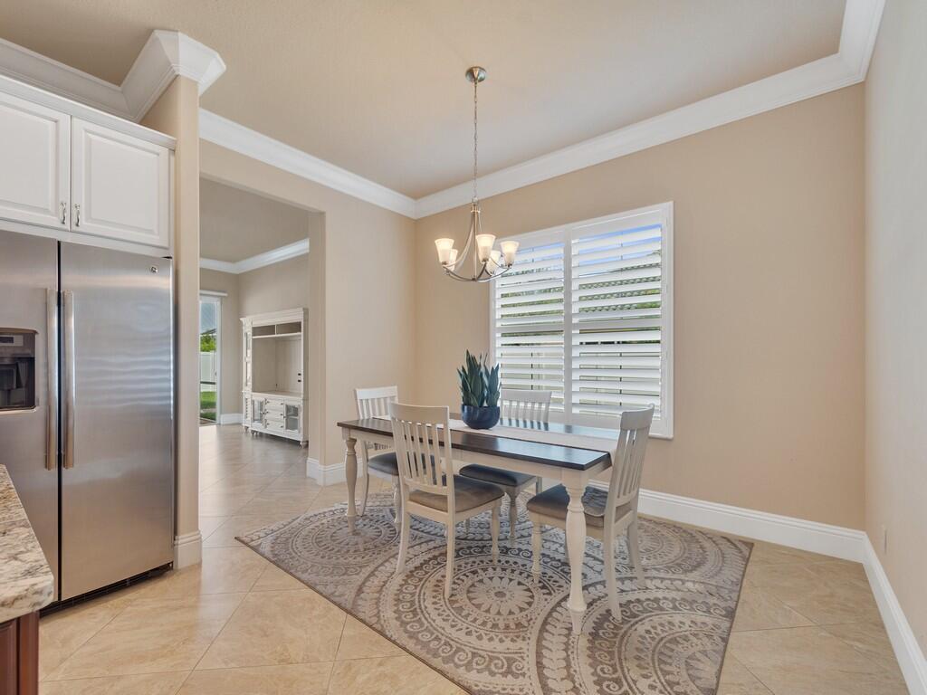 445 Wingate Terrace Sw Property Photo 8