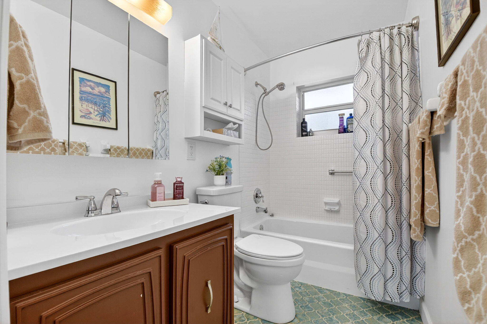 2758 Emory Drive E B Property Photo 33
