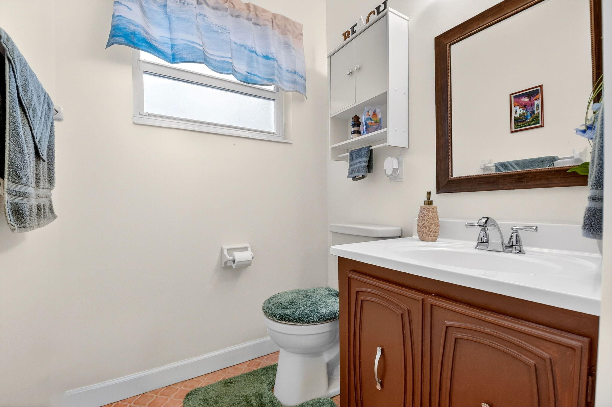 2758 Emory Drive E B Property Photo 34