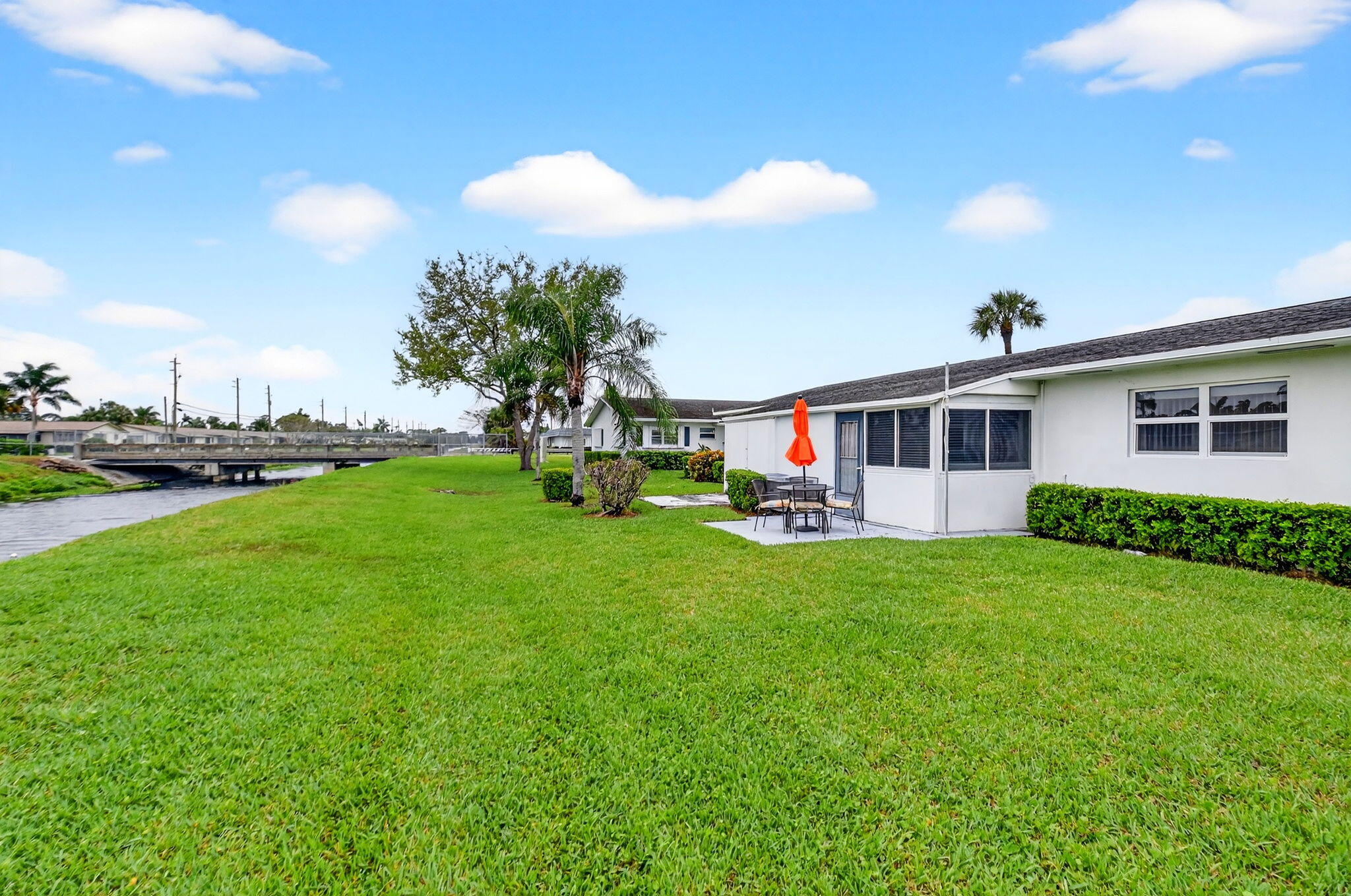 2758 Emory Drive E B Property Photo 43