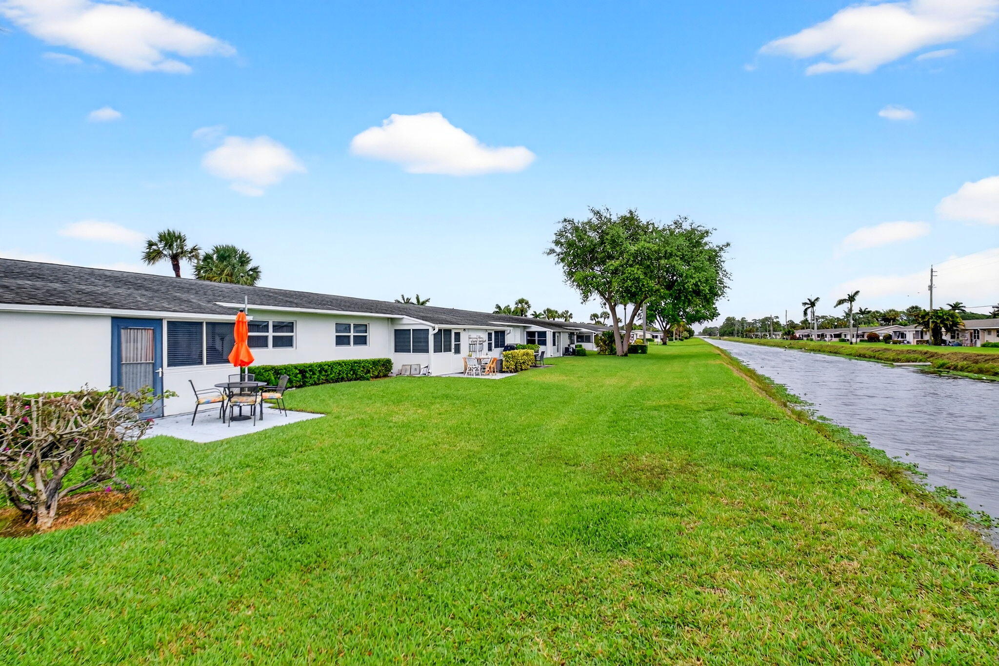2758 Emory Drive E B Property Photo 44