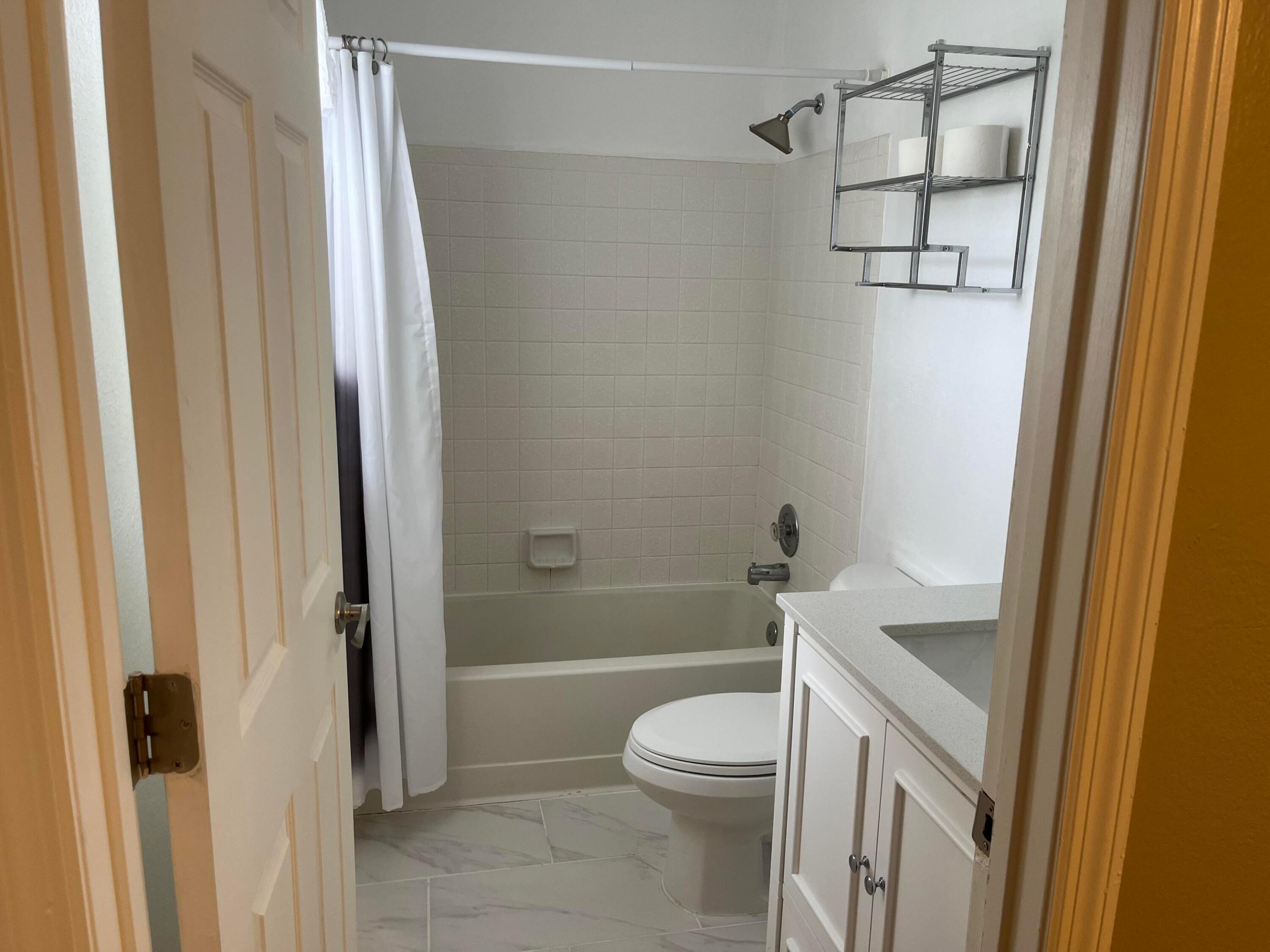 2122 Se Heathwood Circle Property Photo 11