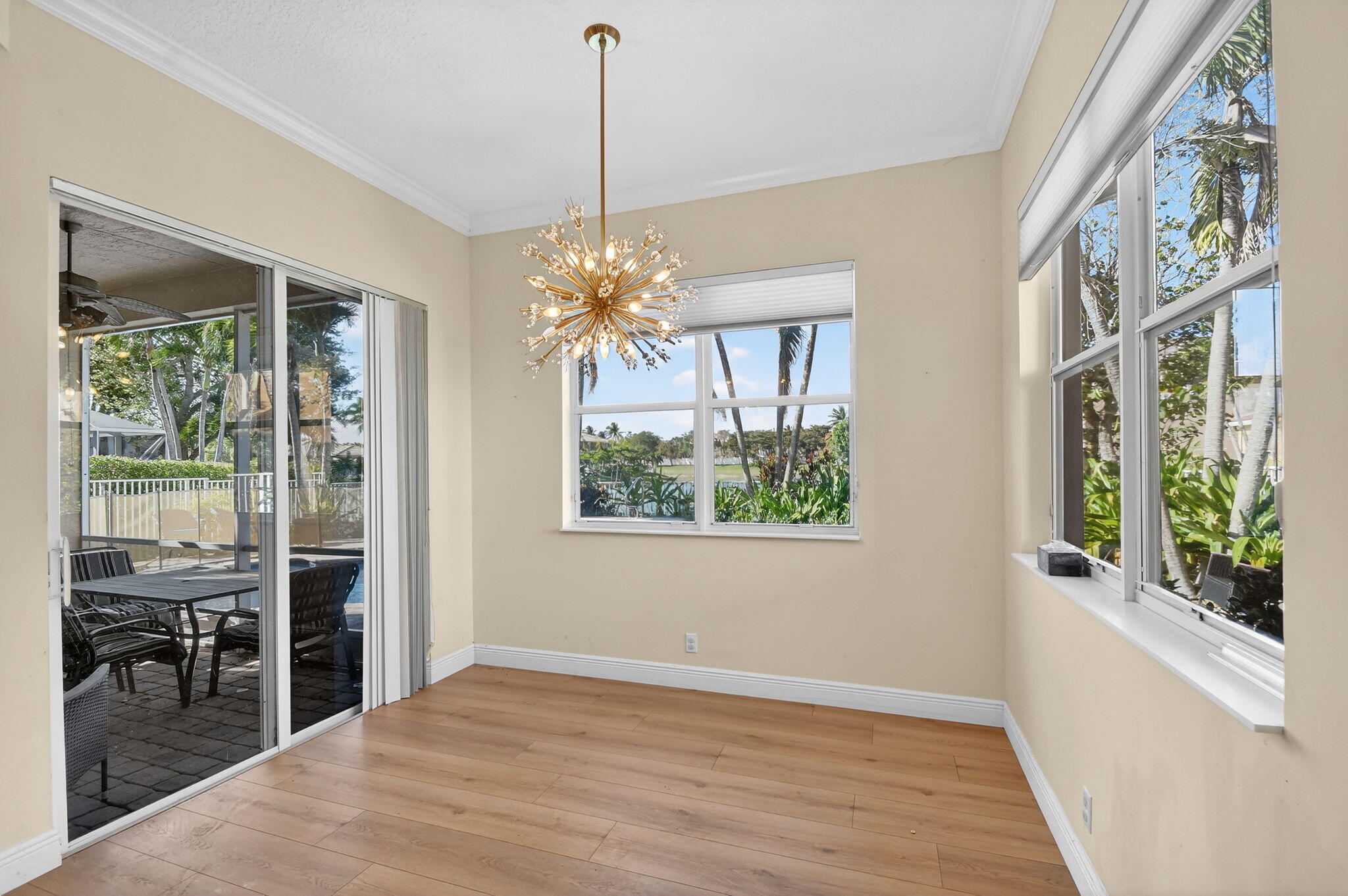 9599 Campi Drive Property Photo 18