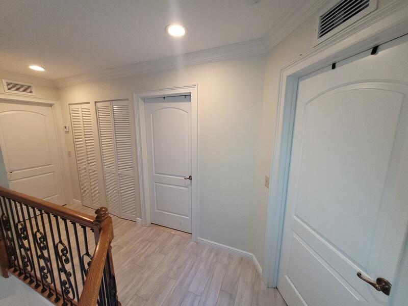 9856 Watermill Circle C Property Photo 5