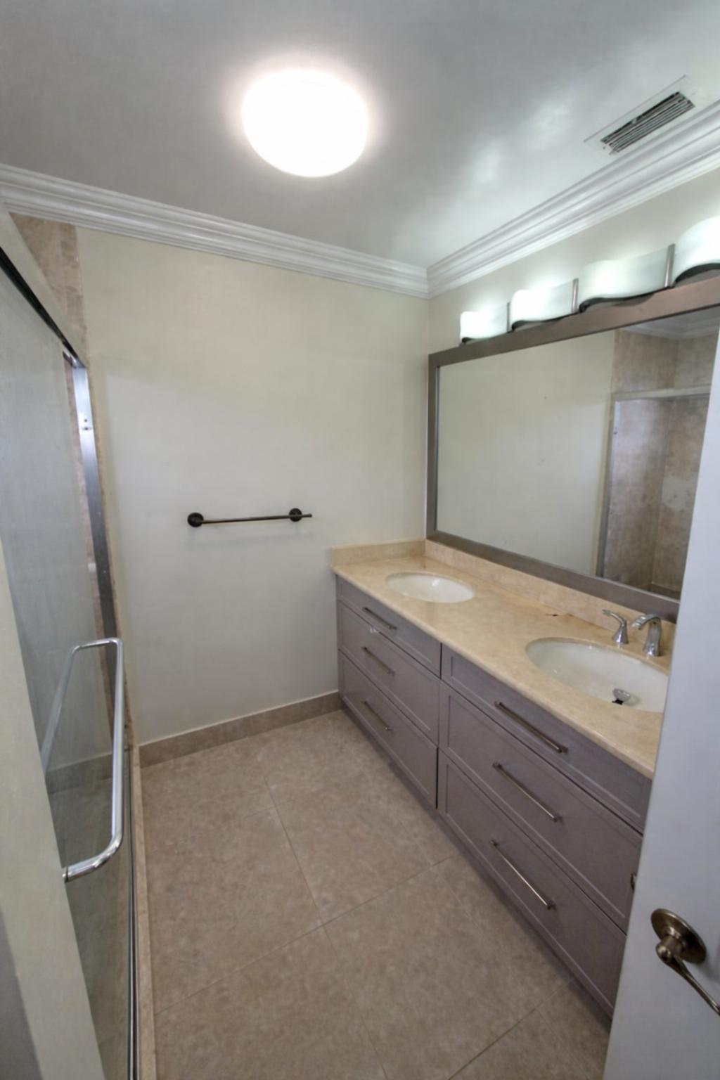 9856 Watermill Circle C Property Photo 14