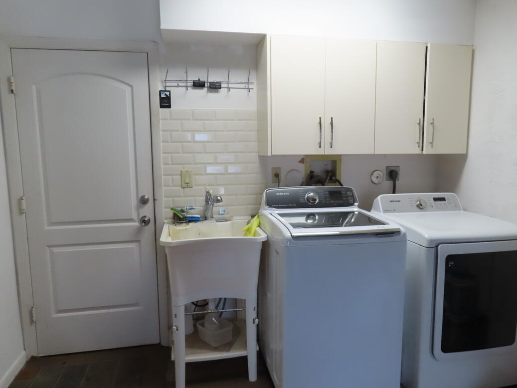 9856 Watermill Circle C Property Photo 17