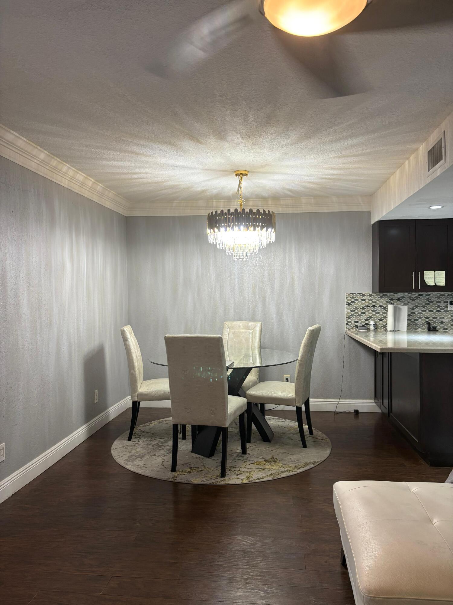 B26005194 Property Photo 10