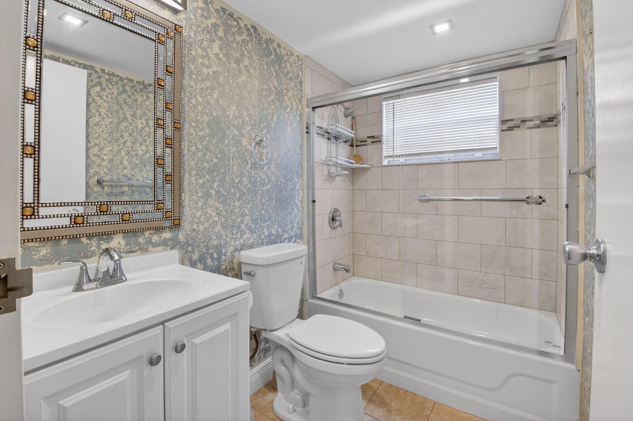 204 Flanders E Property Photo 16