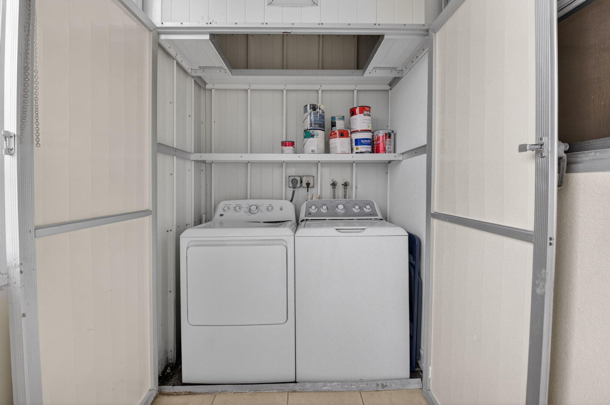 204 Flanders E Property Photo 19