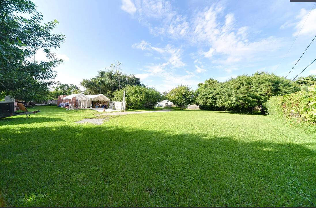 3825 Lakewood Road A Property Photo 4