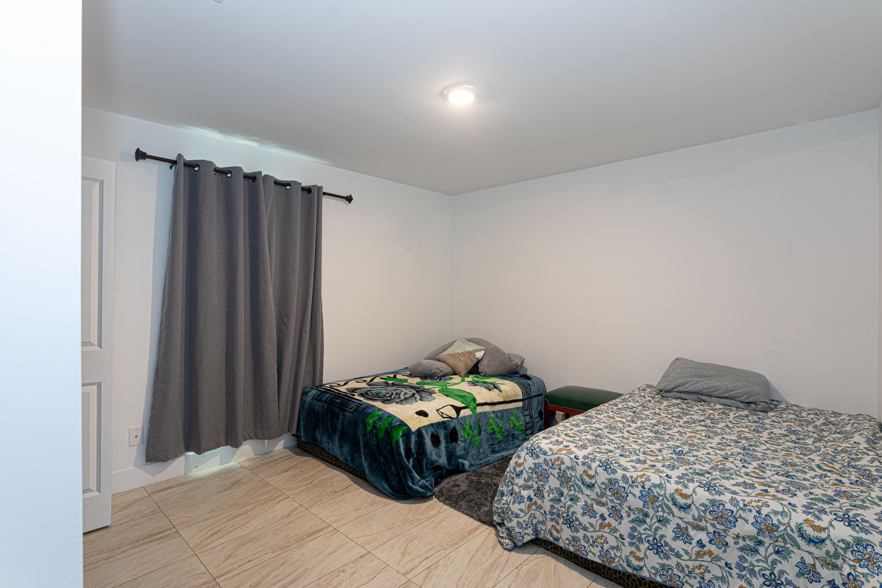 7757 Nw 82nd Court Property Photo 18
