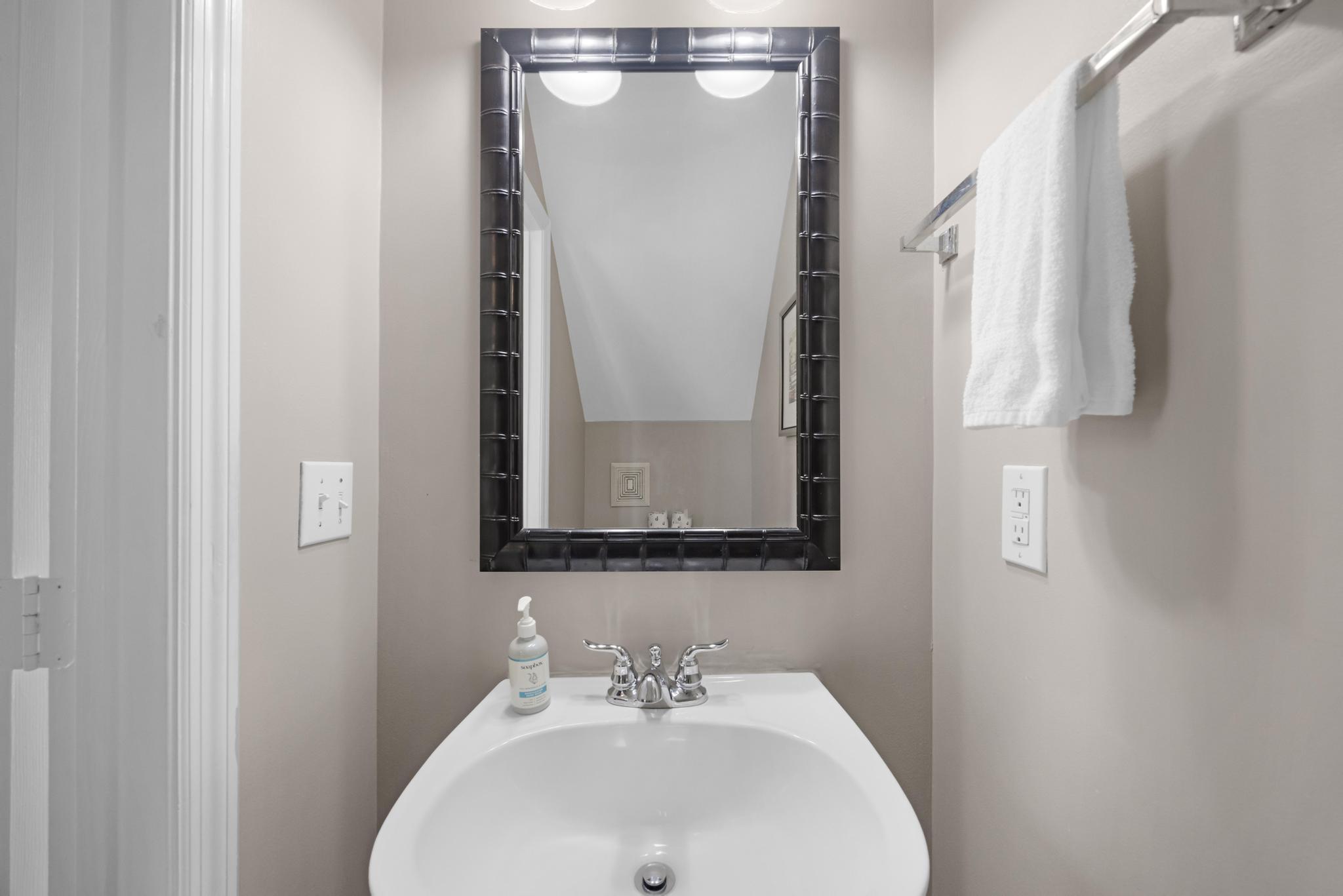 5067 Sunset Village Drive Property Photo 17