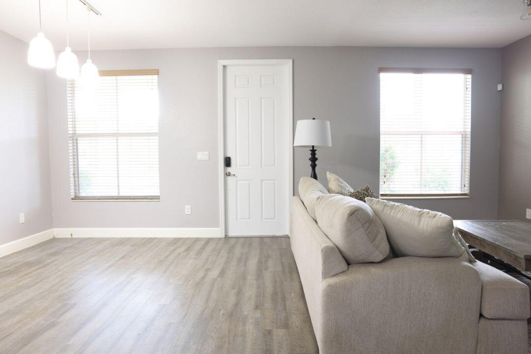 4758 Sierra Lane Property Photo 4