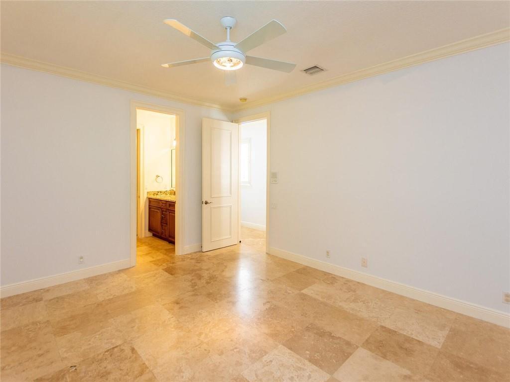 775 Greensward Lane Property Photo 32