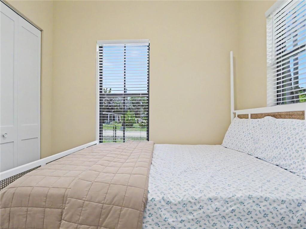 12906 83rd Avenue Property Photo 26