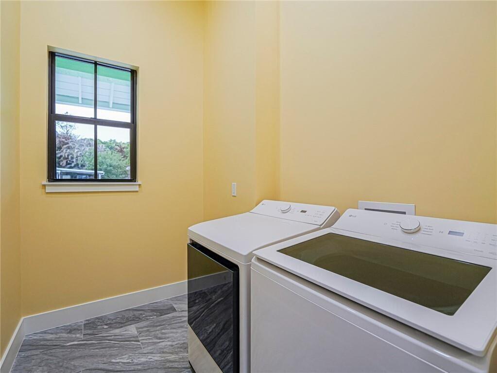 12906 83rd Avenue Property Photo 27
