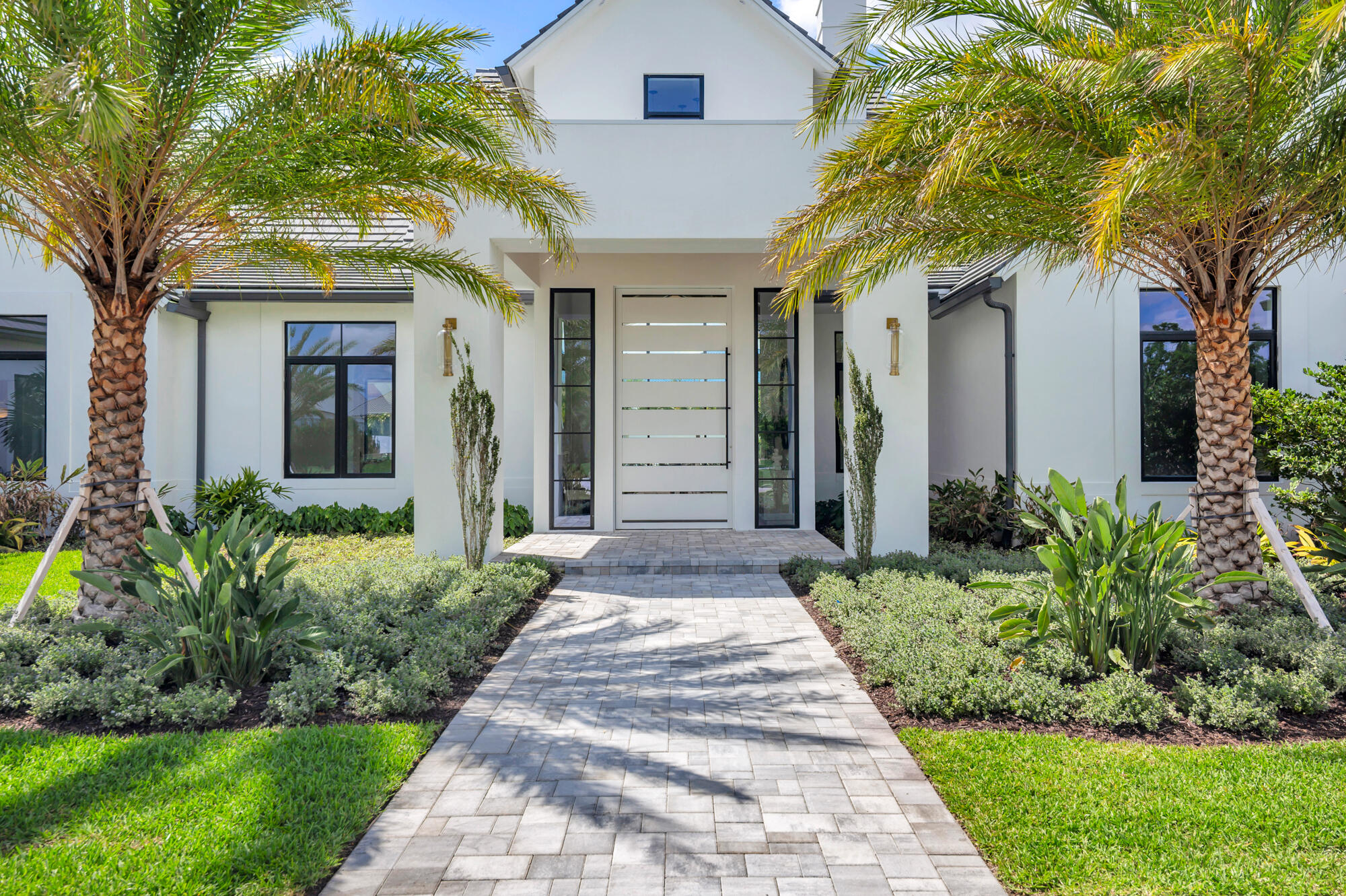 2015 Lockheed Terrace Property Photo 4