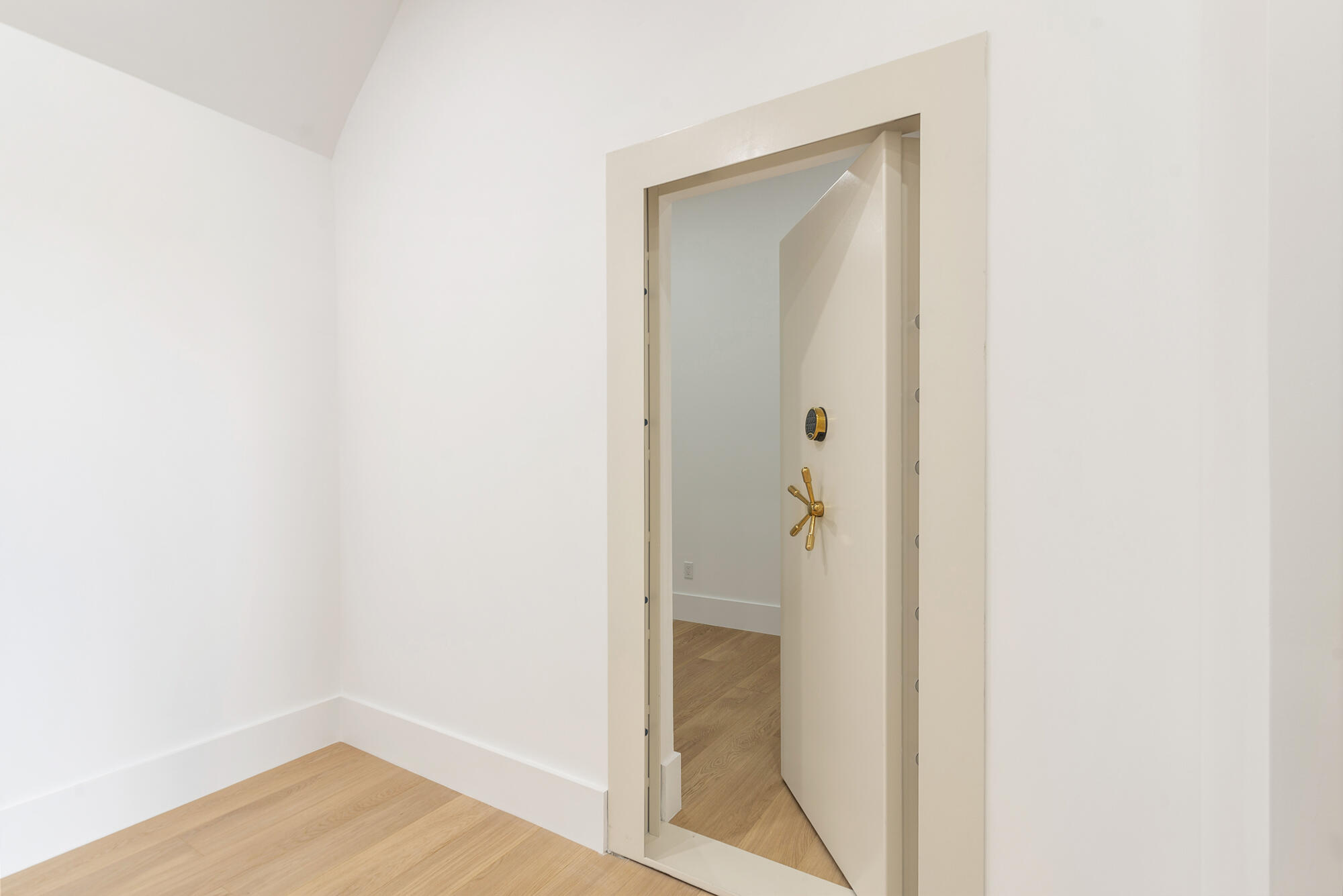 2015 Lockheed Terrace Property Photo 32