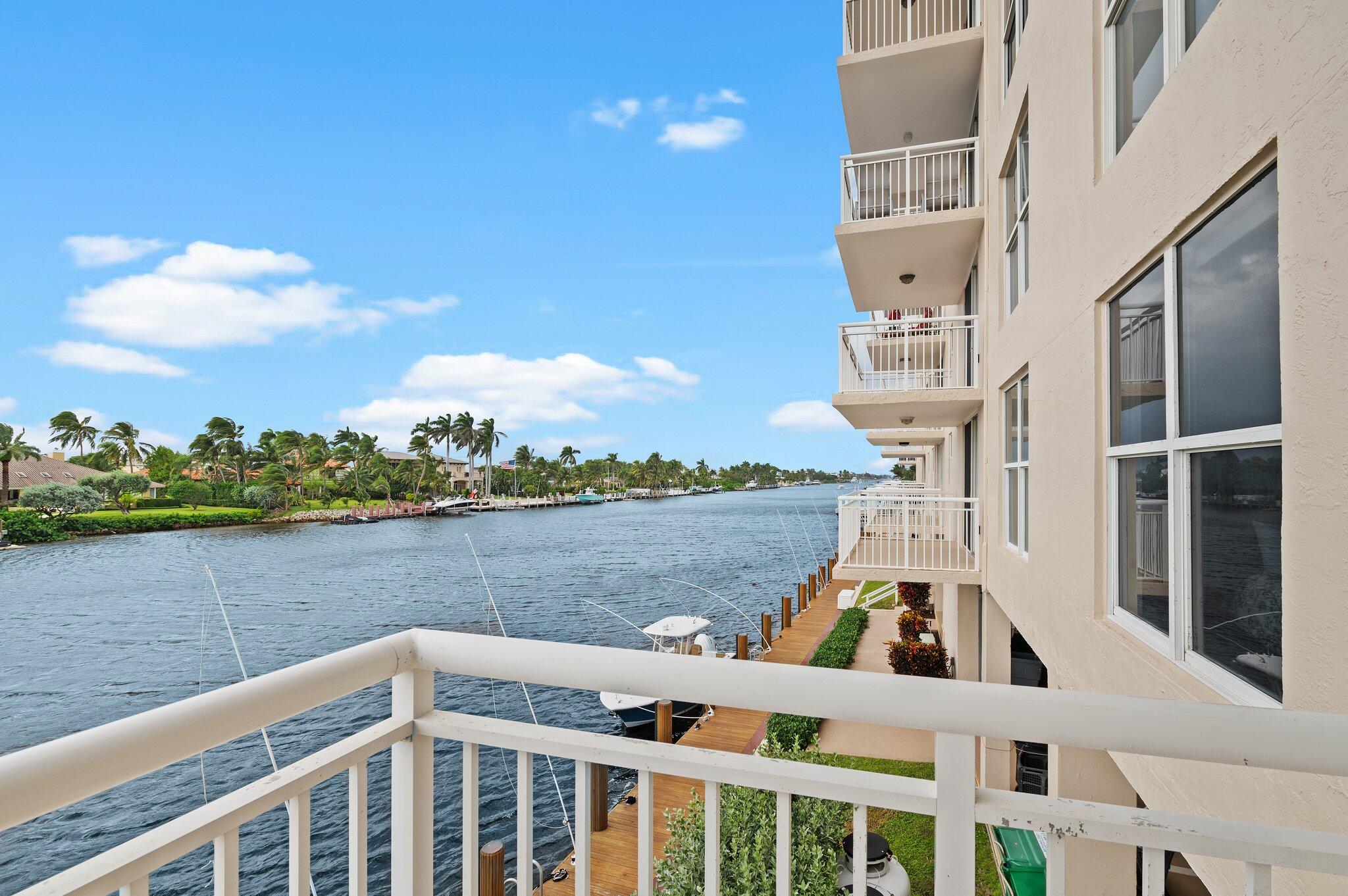1050 Hillsboro Mile Unit 203w Property Photo 12