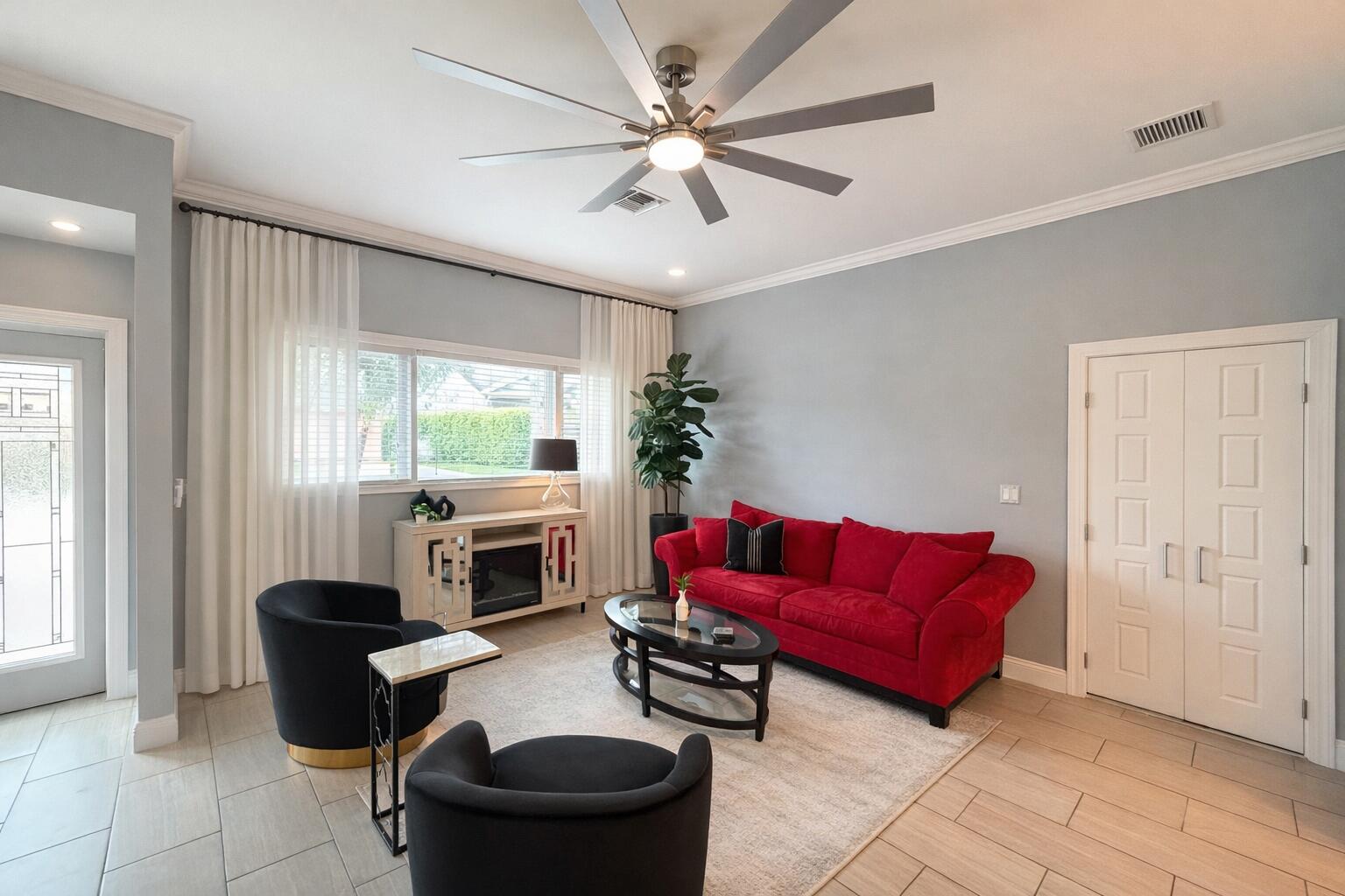 1827 Len Drive Property Photo 1
