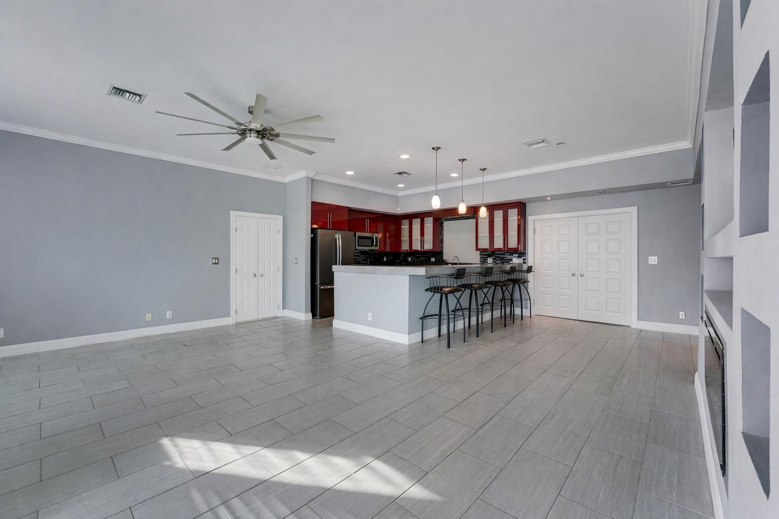 1827 Len Drive Property Photo 8