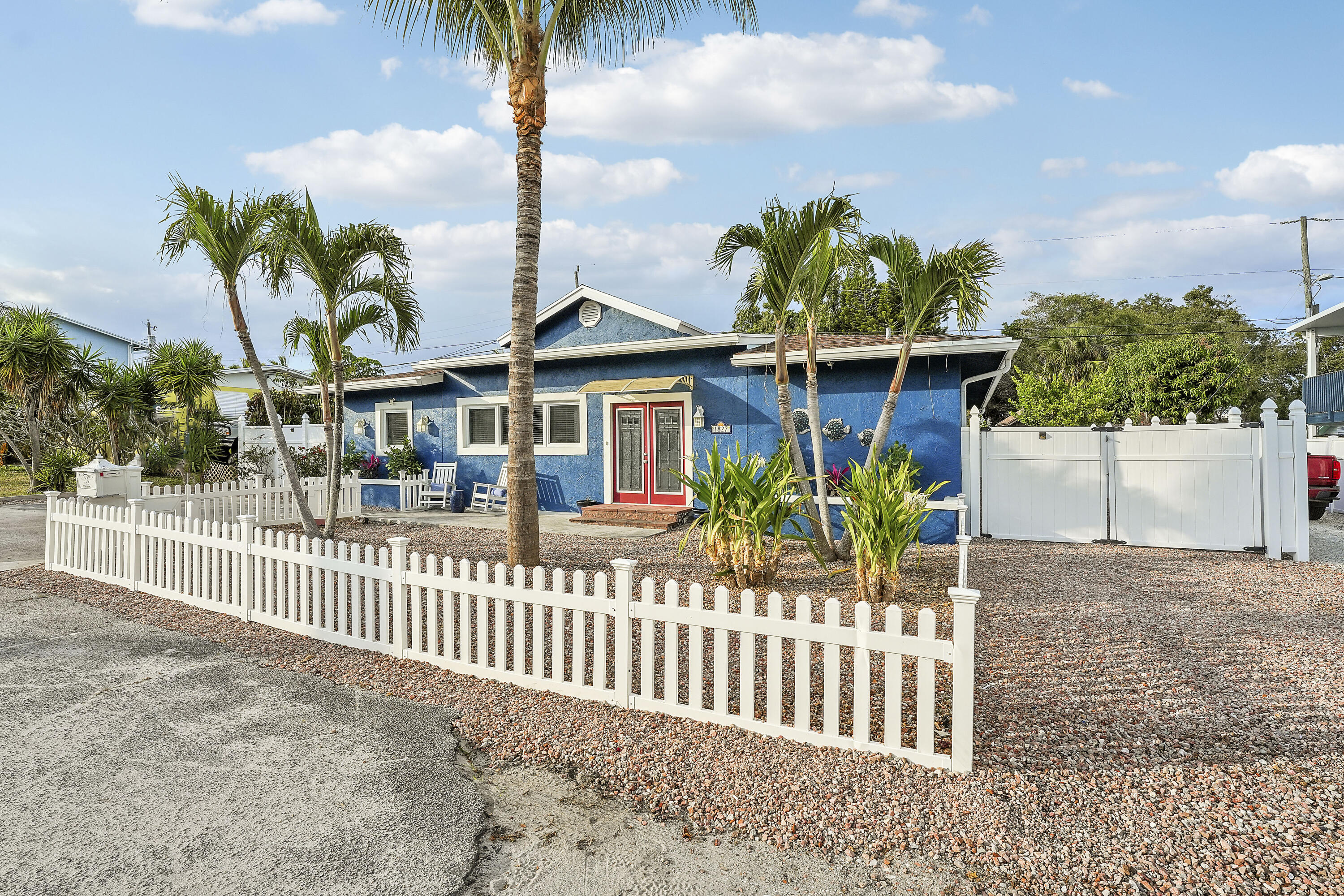 1827 Len Drive Property Photo 21