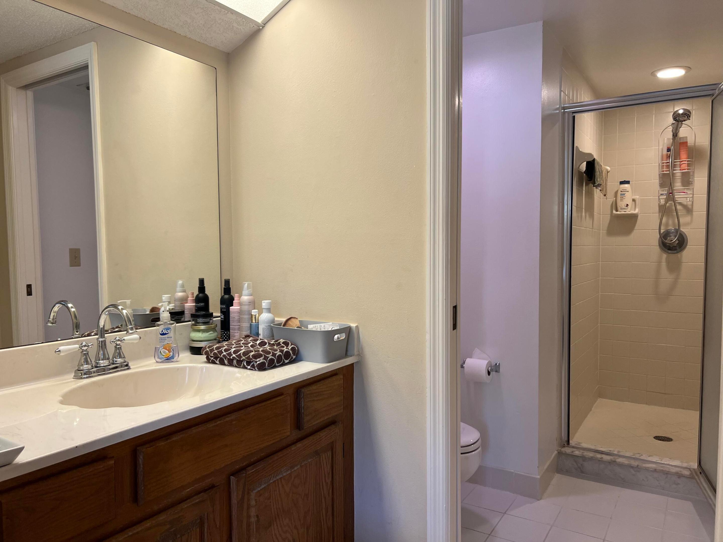 13 Uno Lago Drive Property Photo 12