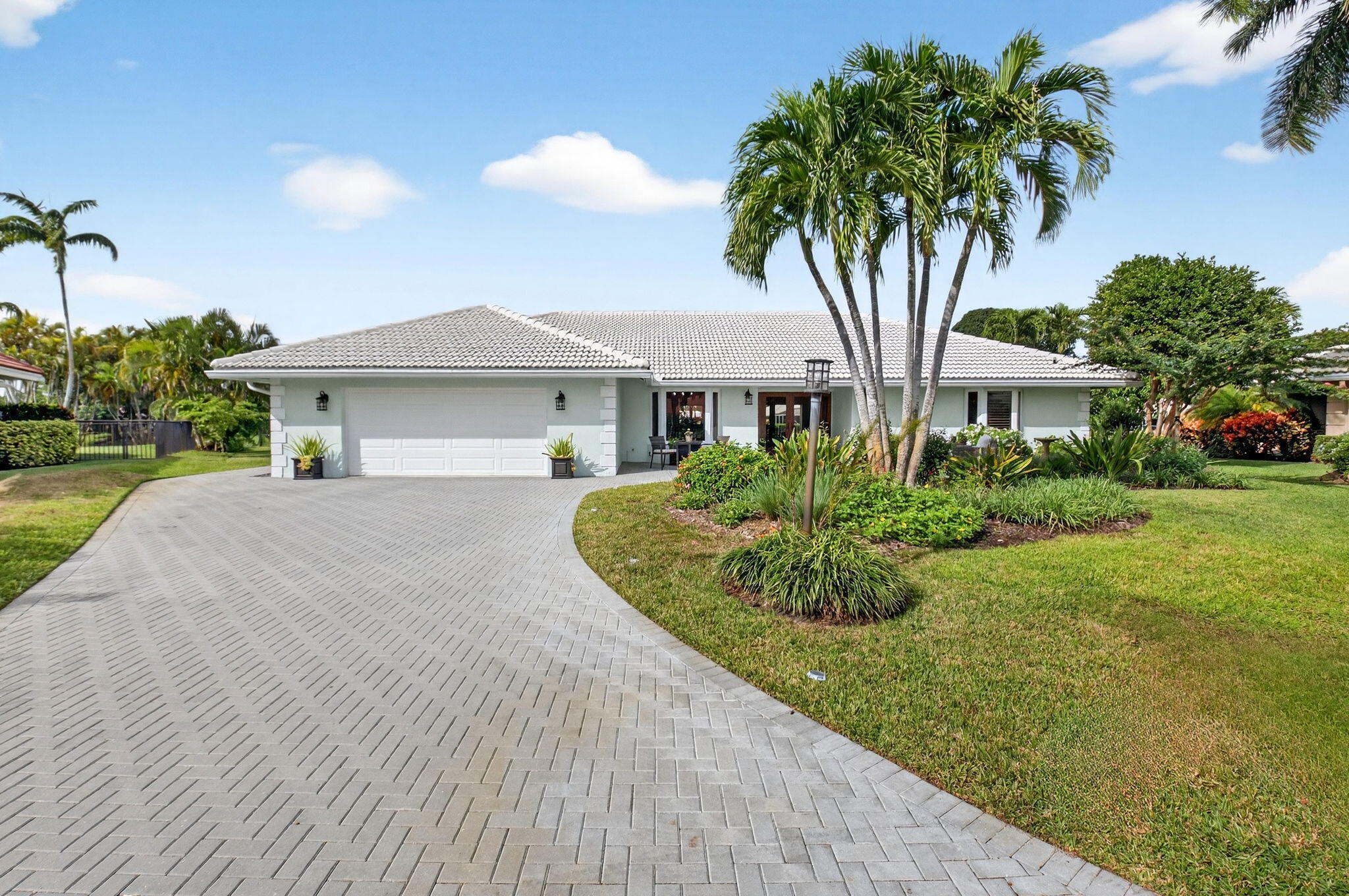 11949 Date Palm Drive Property Photo 1
