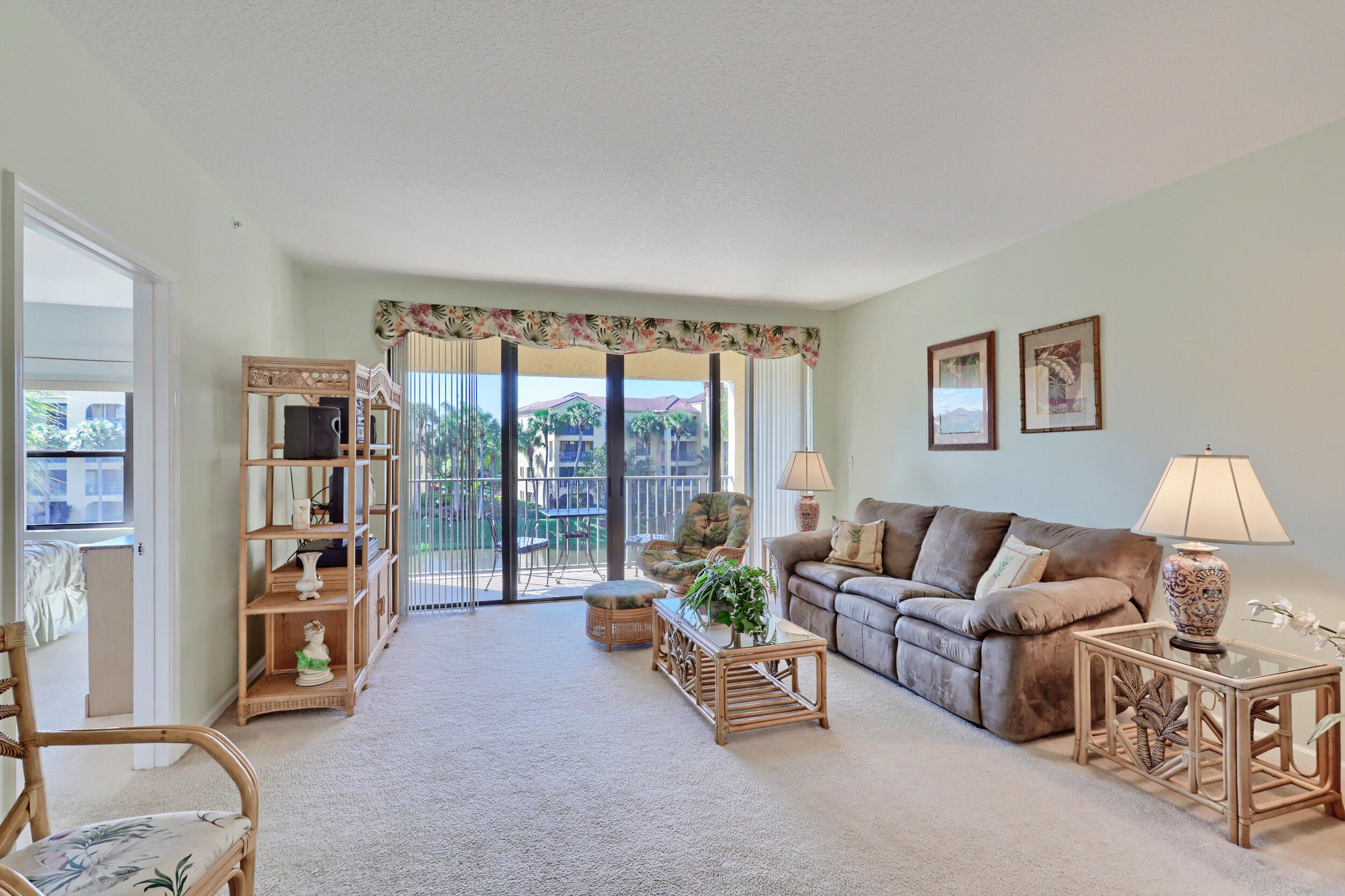 800 Uno Lago Drive 305 Property Photo 18