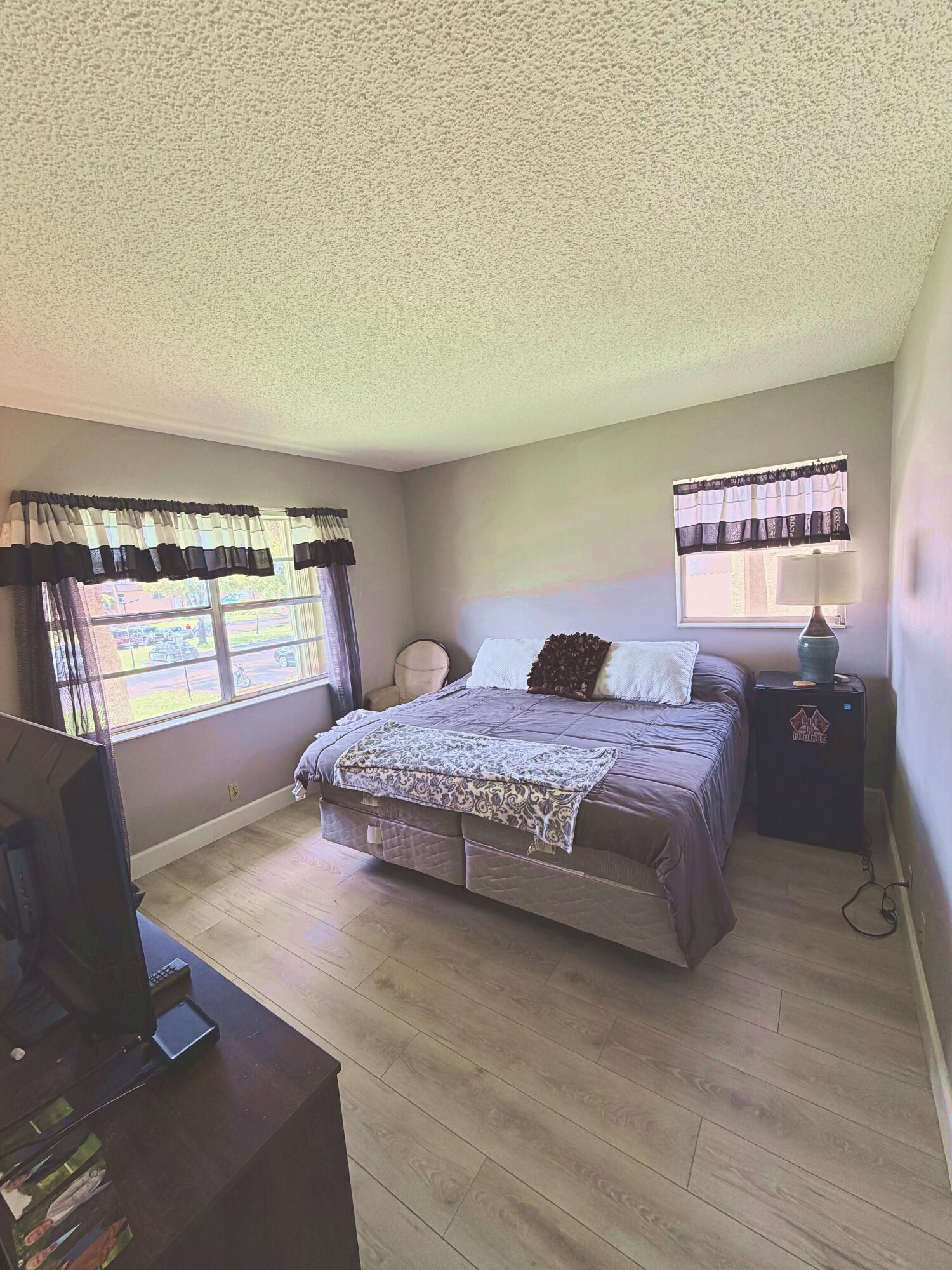 140 Lake Meryl Drive Apt 233 Property Photo 25