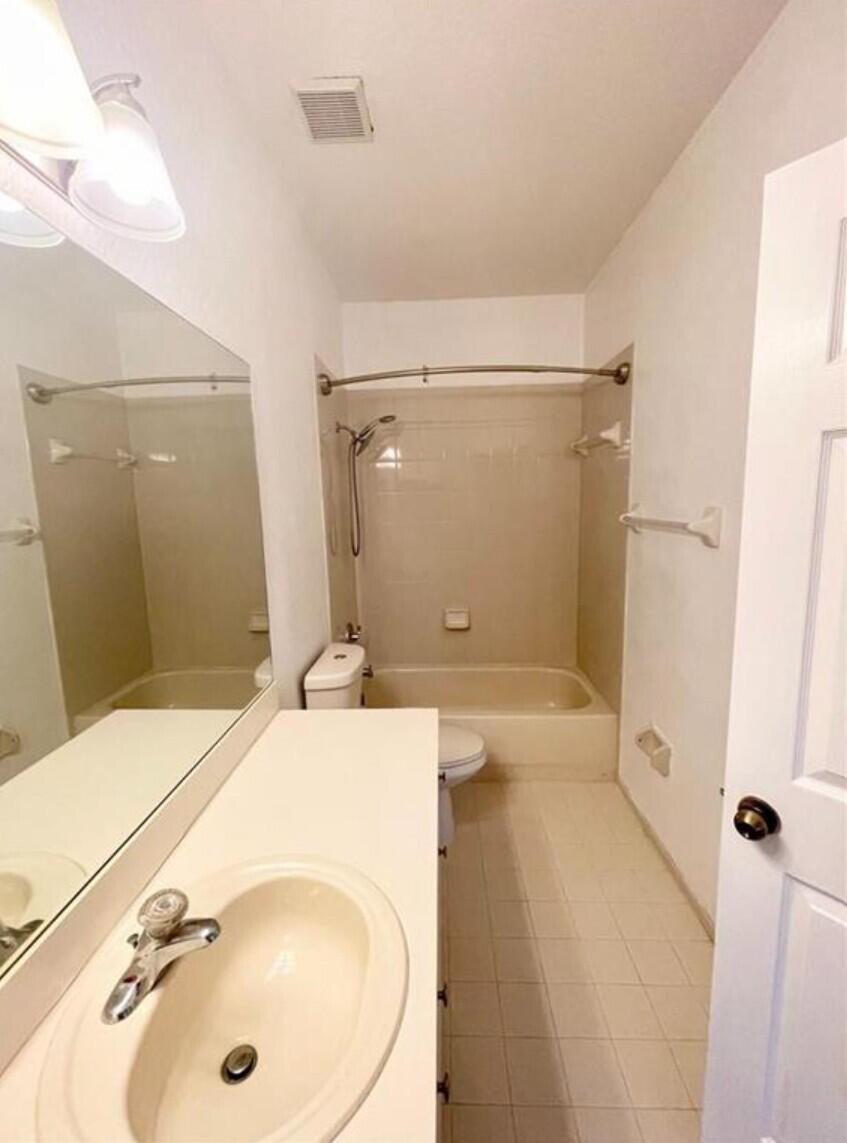 7919 Tuscany Court Property Photo 15