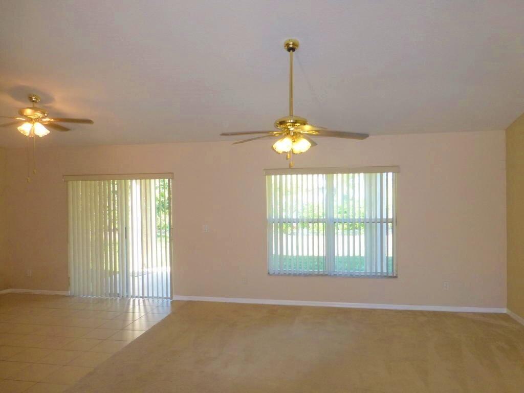 245 Sw Starfish Avenue Property Photo 6