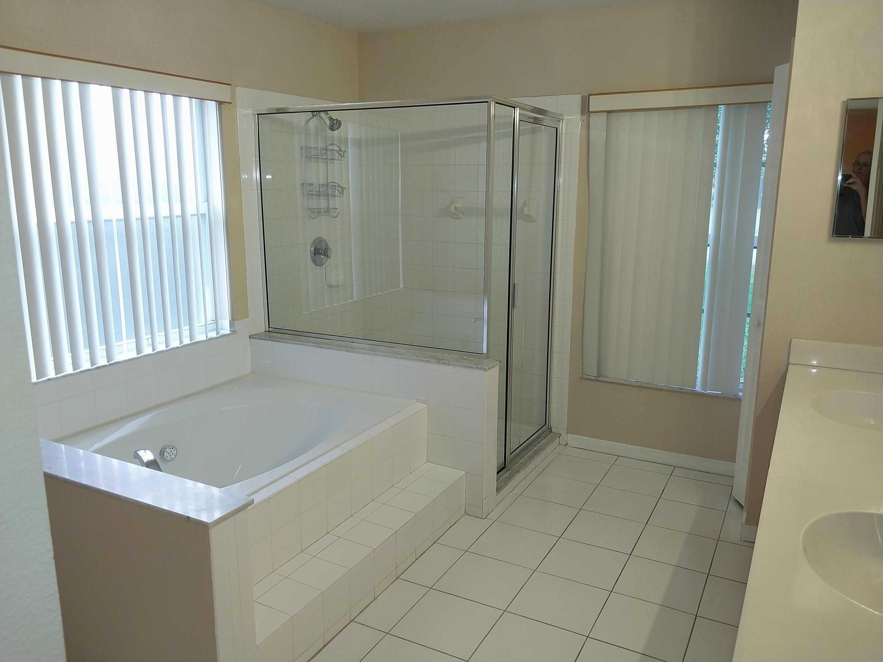 245 Sw Starfish Avenue Property Photo 7