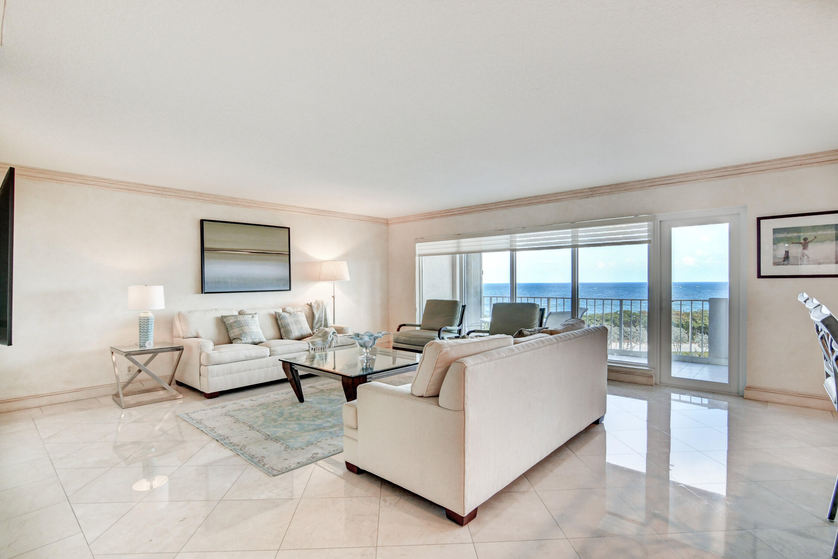 4301 N Ocean Boulevard 607 Property Photo 2