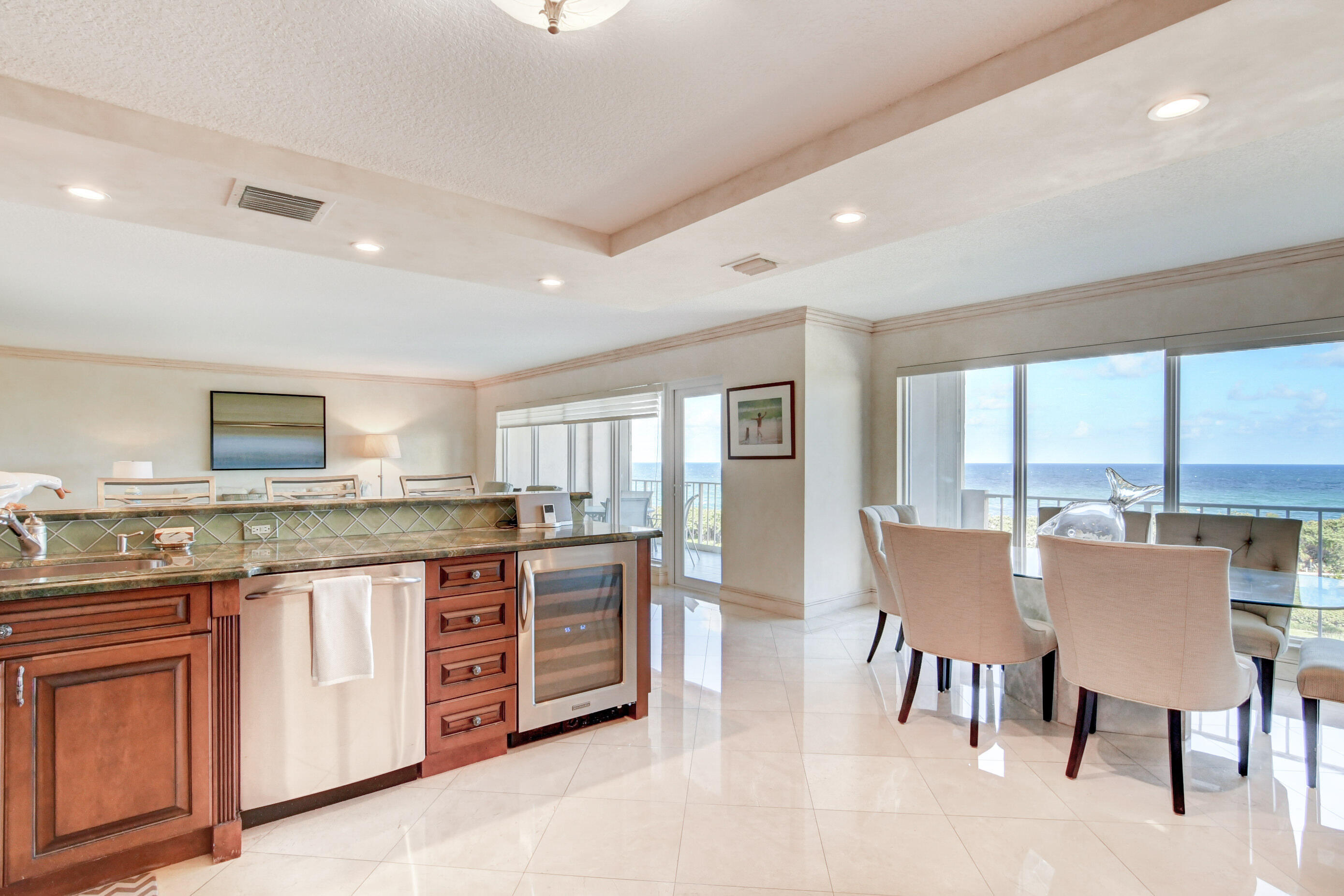 4301 N Ocean Boulevard 607 Property Photo 13