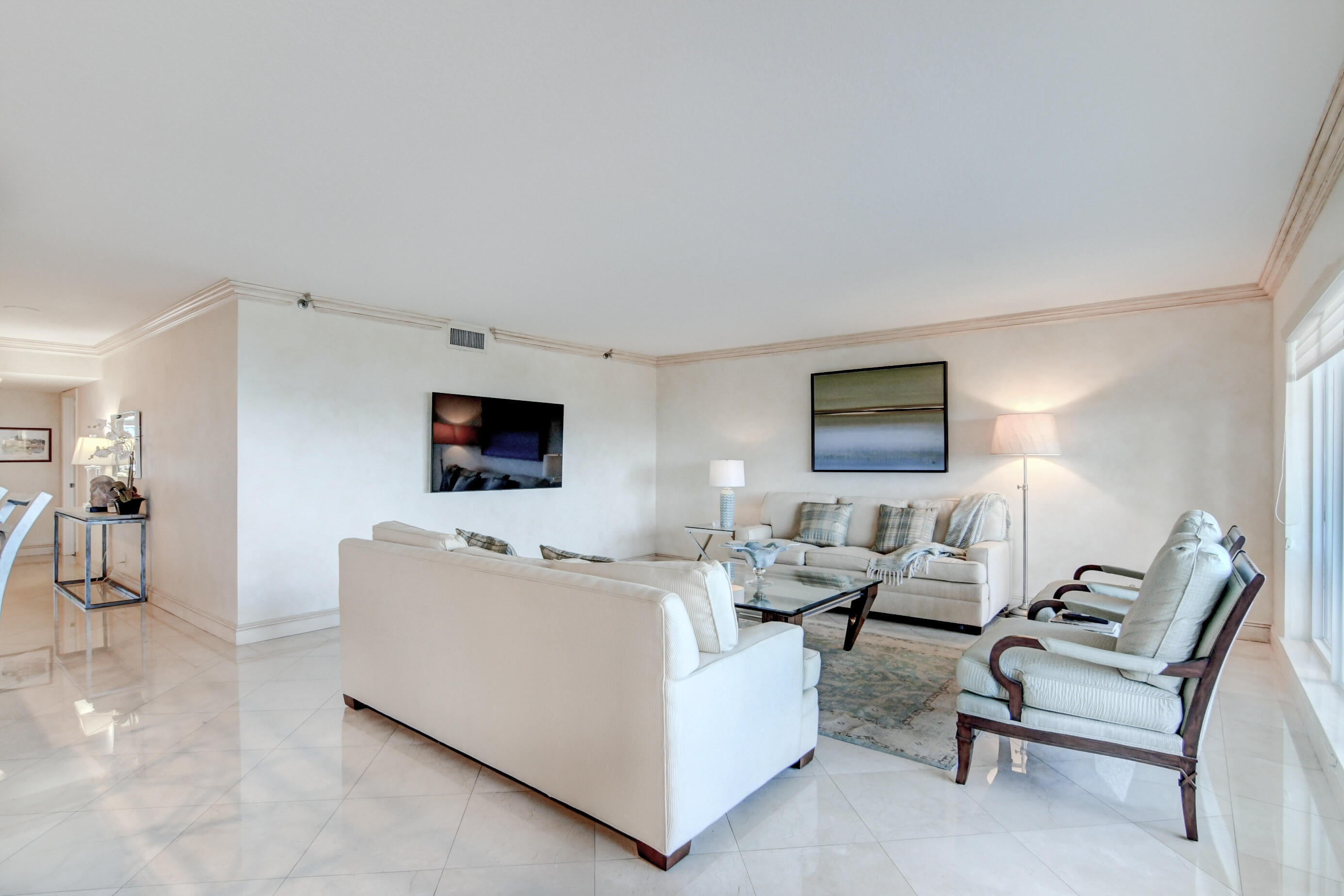 4301 N Ocean Boulevard 607 Property Photo 14