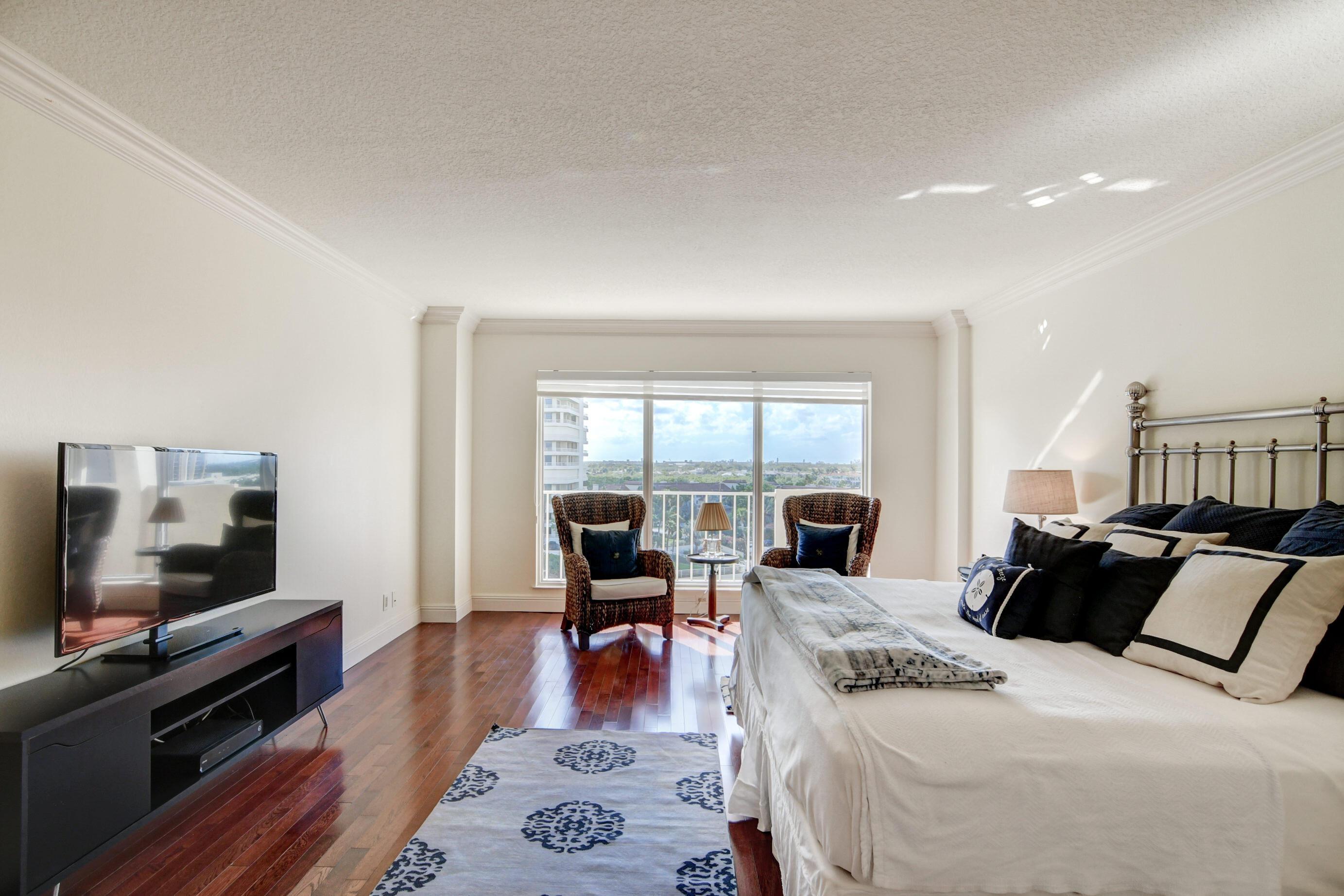 4301 N Ocean Boulevard 607 Property Photo 16
