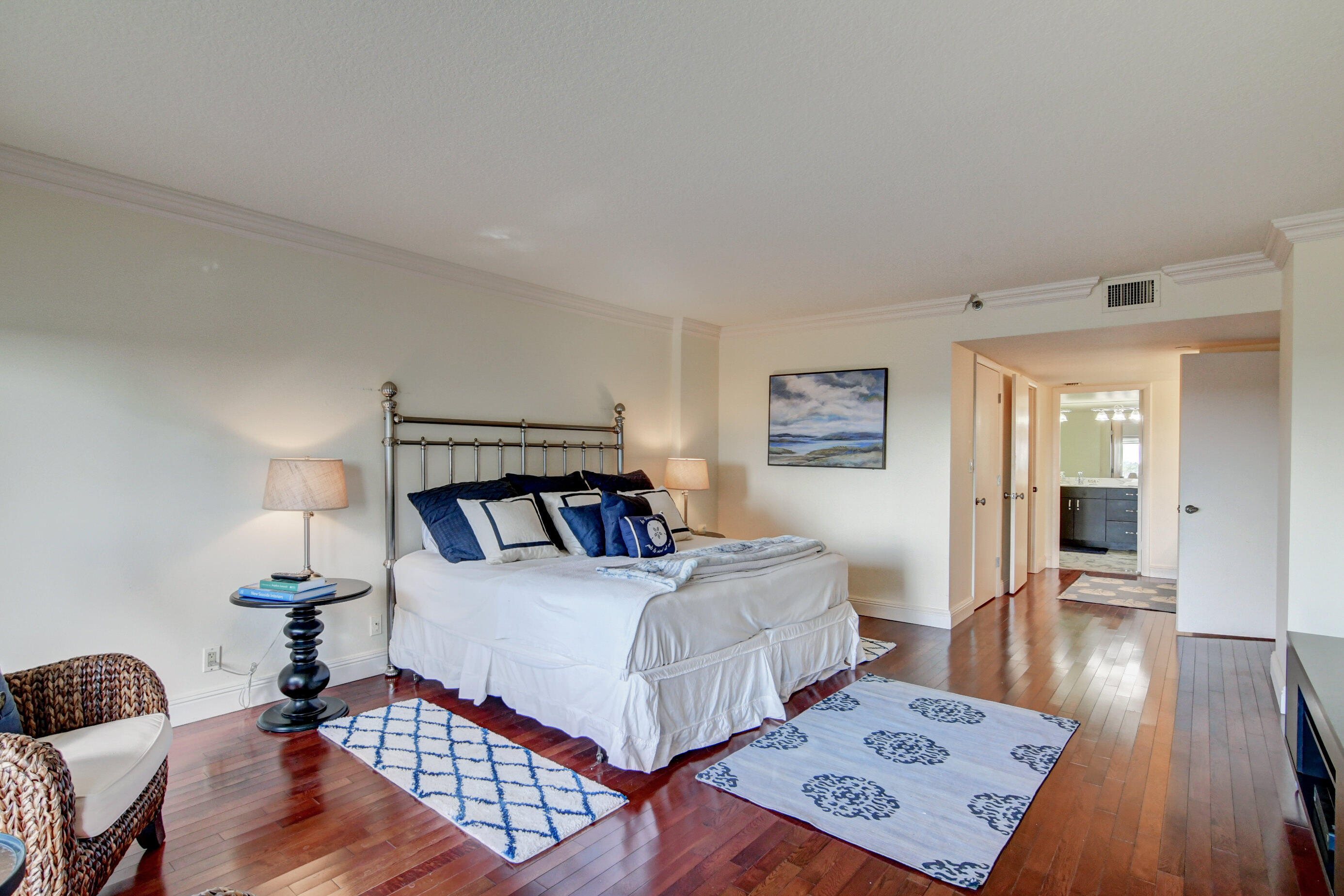 4301 N Ocean Boulevard 607 Property Photo 17