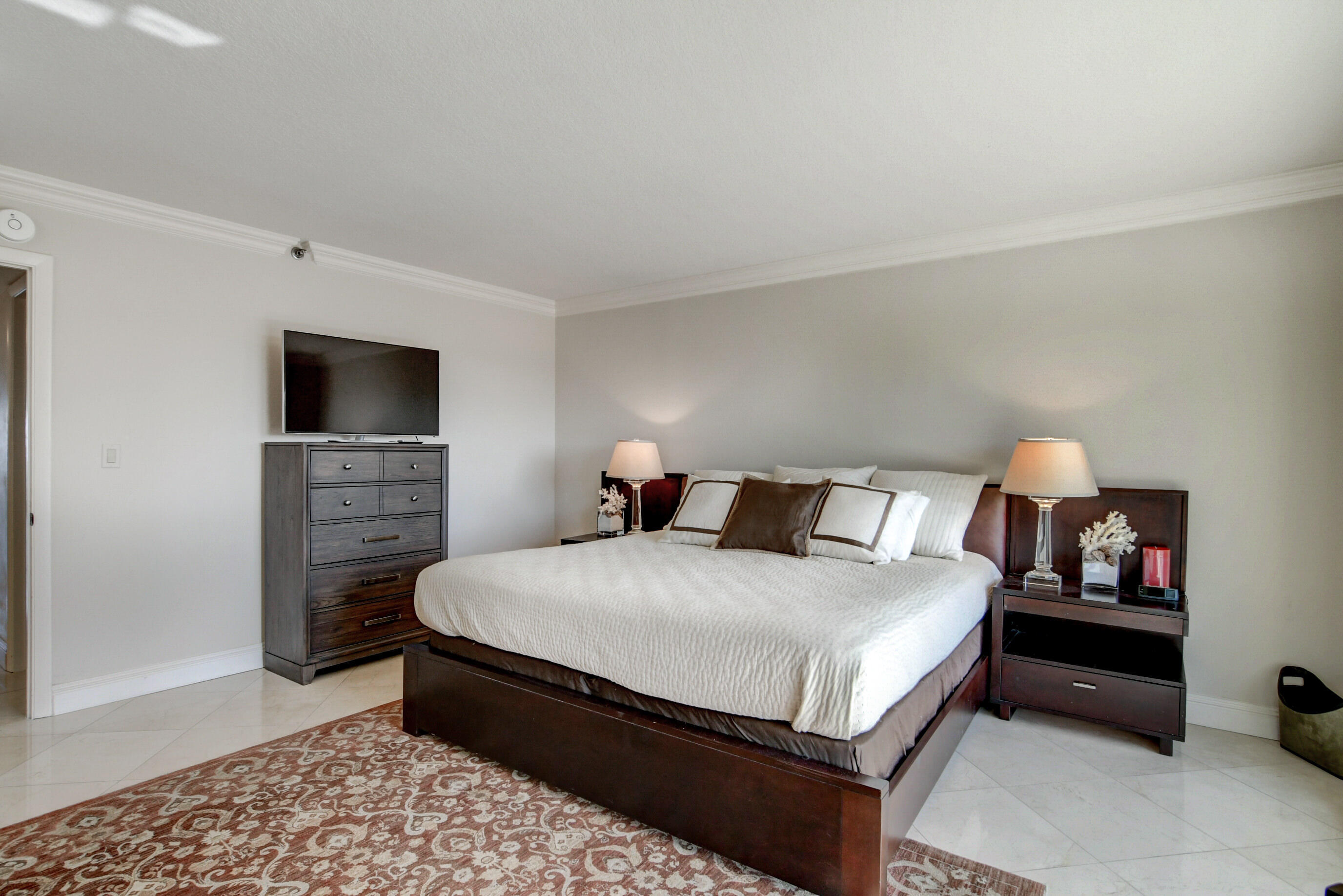 4301 N Ocean Boulevard 607 Property Photo 26