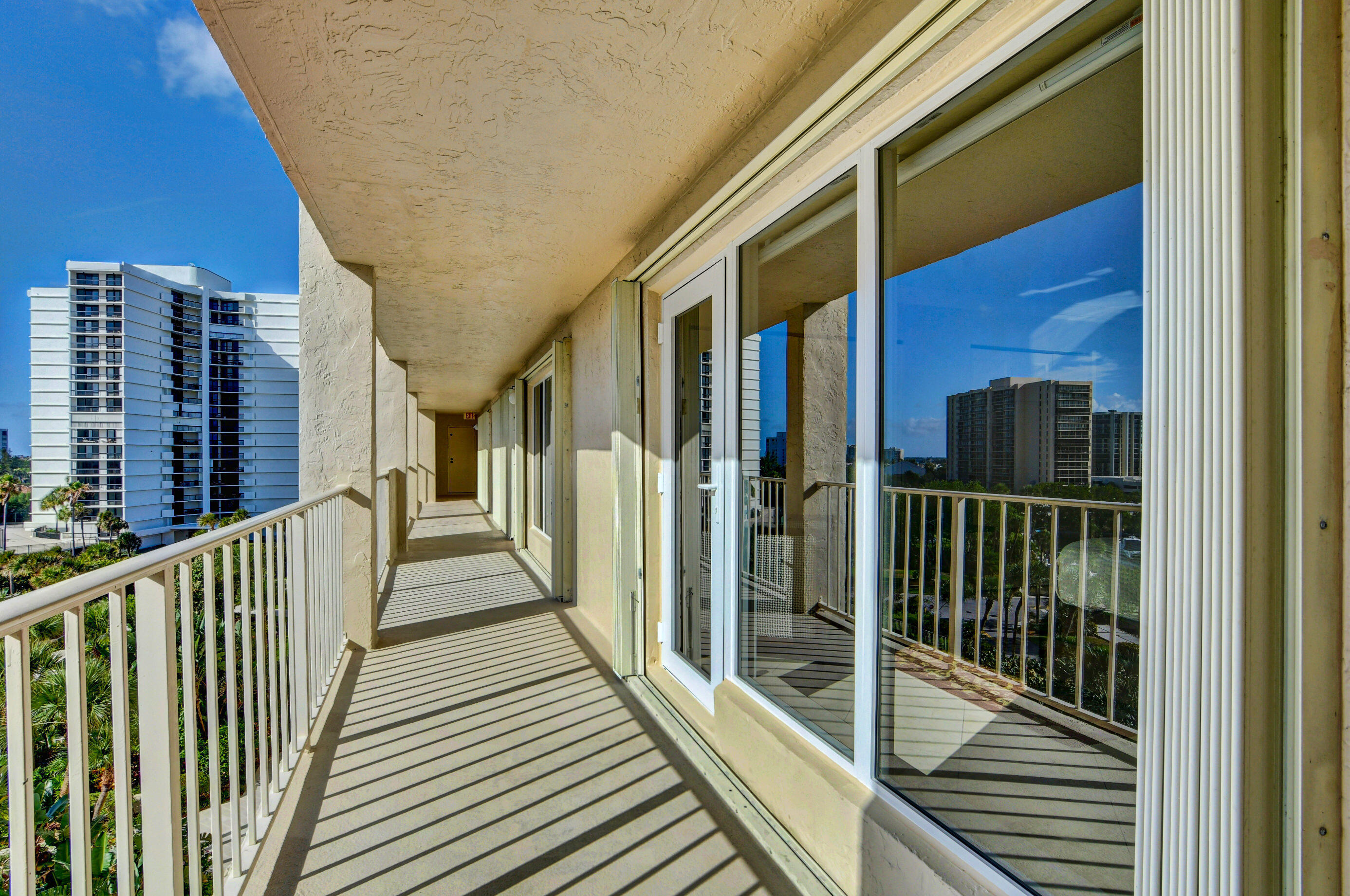 4301 N Ocean Boulevard 607 Property Photo 45
