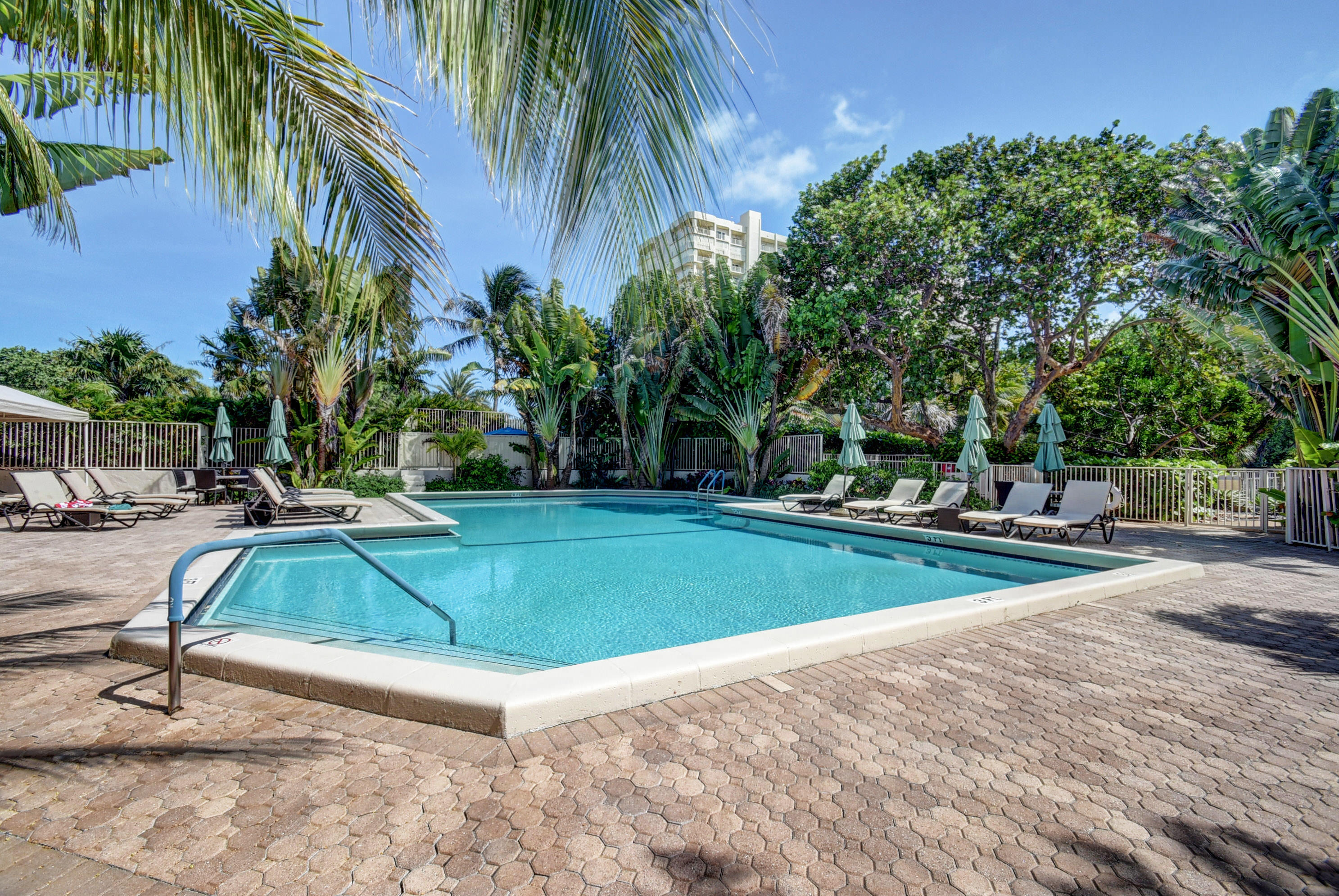 4301 N Ocean Boulevard 607 Property Photo 66