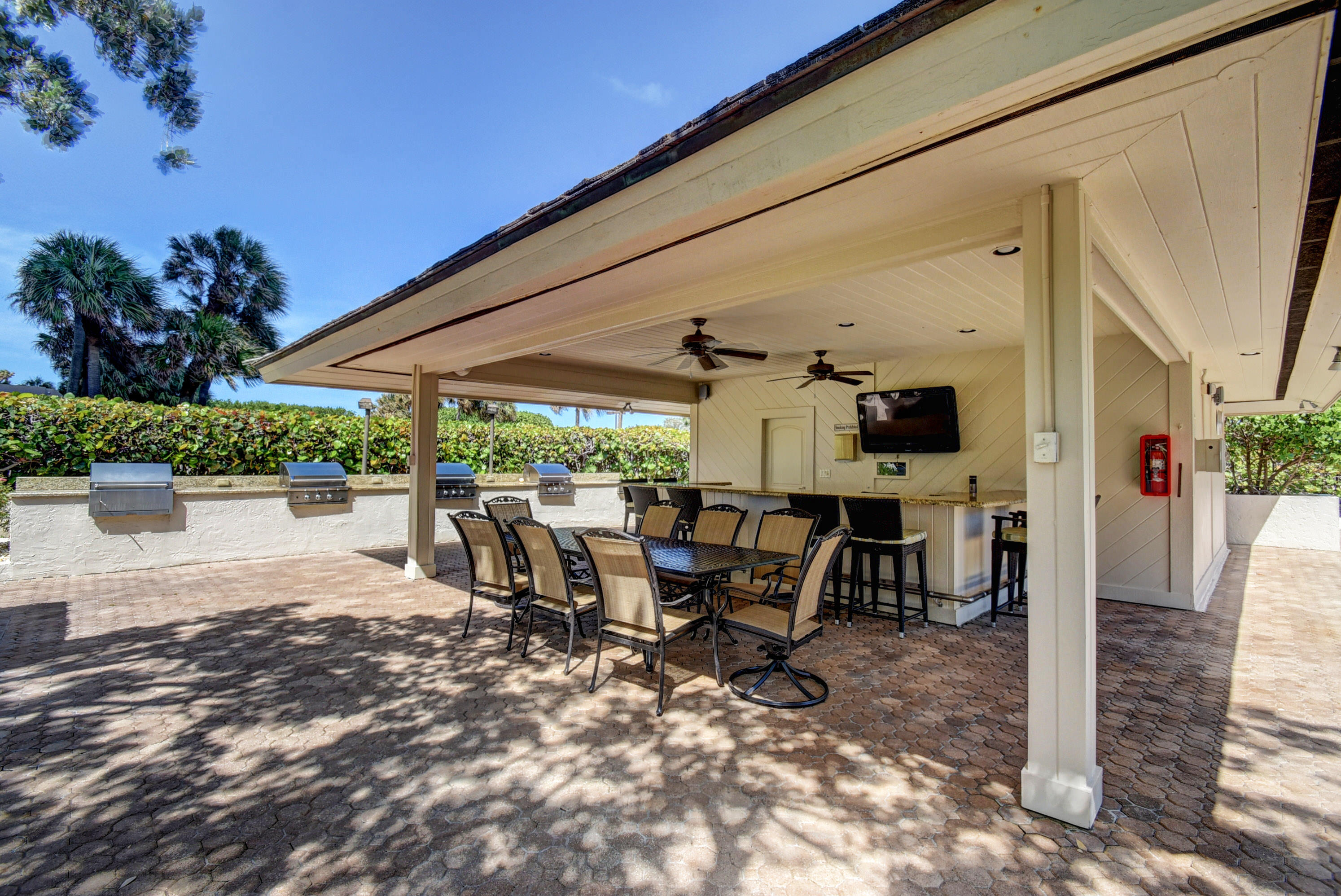 4301 N Ocean Boulevard 607 Property Photo 68