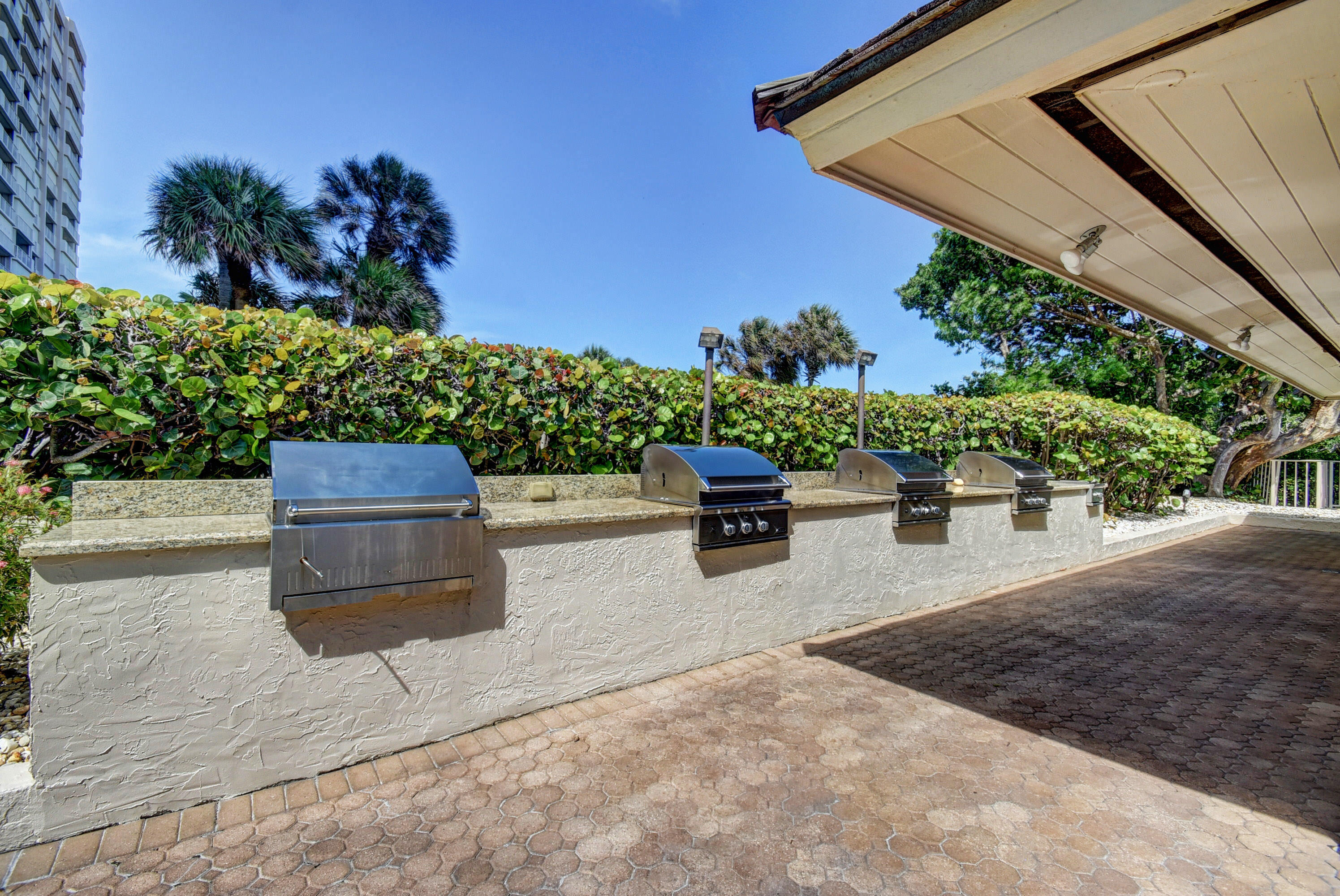 4301 N Ocean Boulevard 607 Property Photo 69