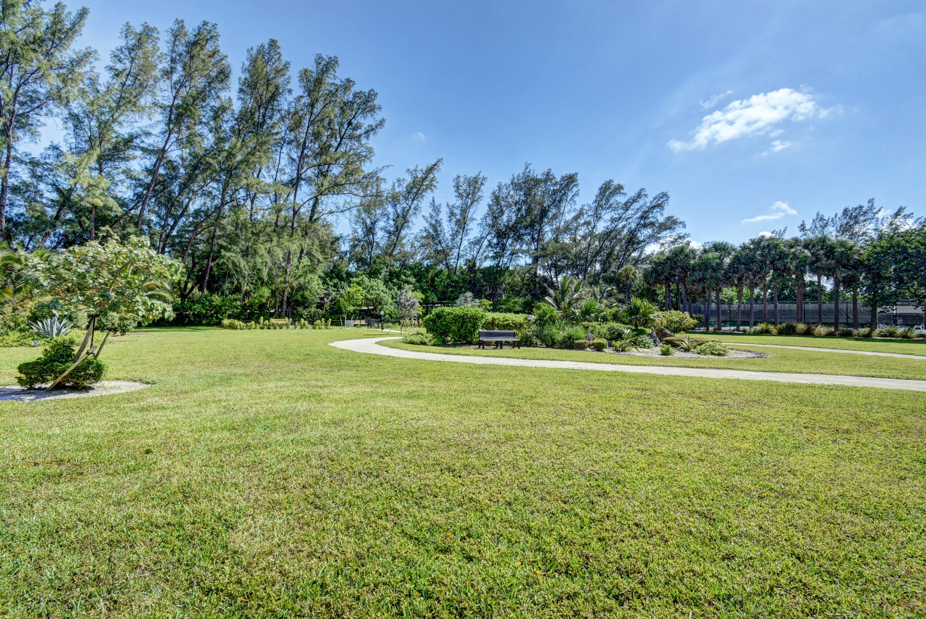 4301 N Ocean Boulevard 607 Property Photo 73