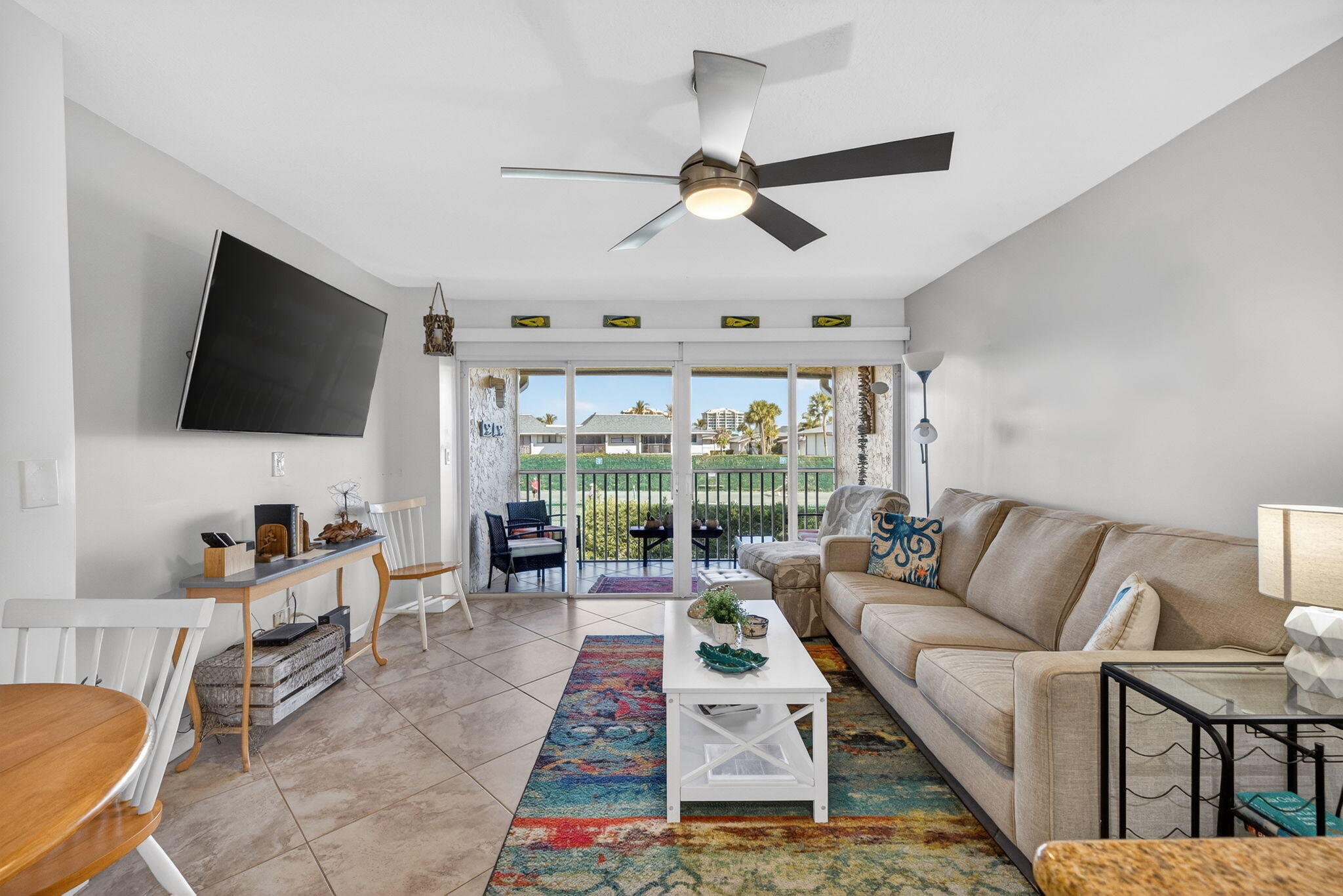 2400 S Ocean Drive 823 Property Photo 10
